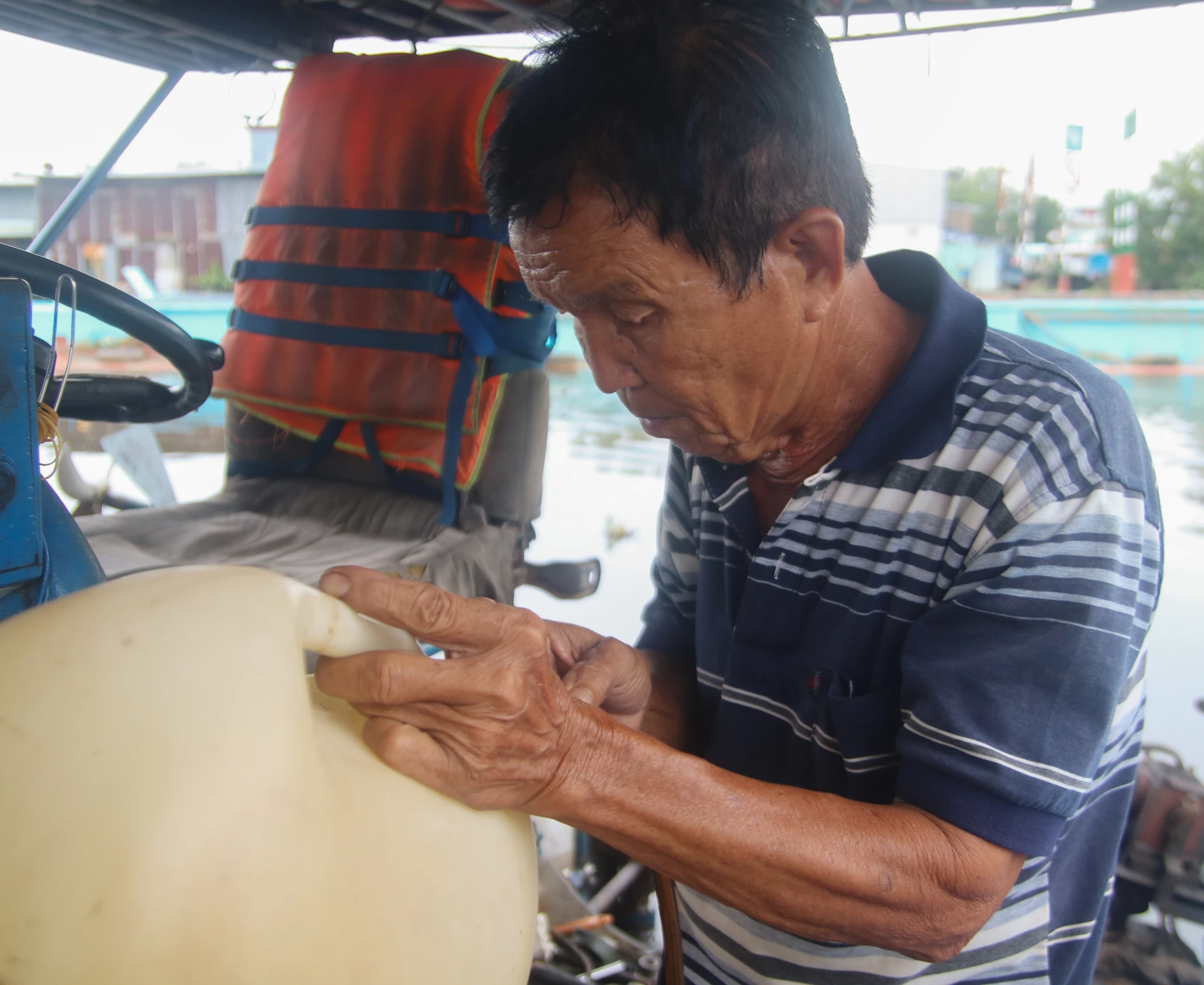 ông bảy đò (2).jpg