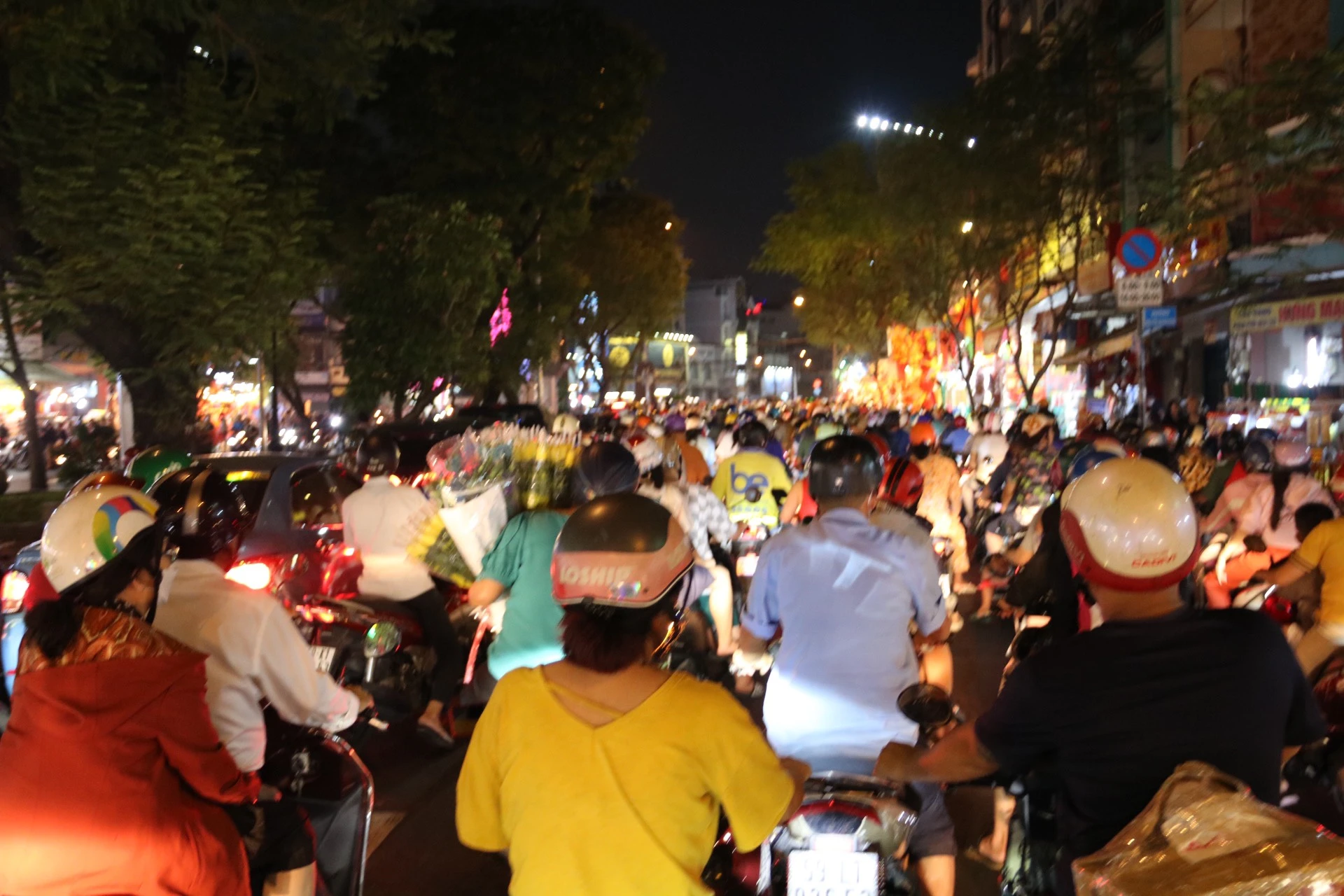 hai-thuong-lan-ong-1.jpg