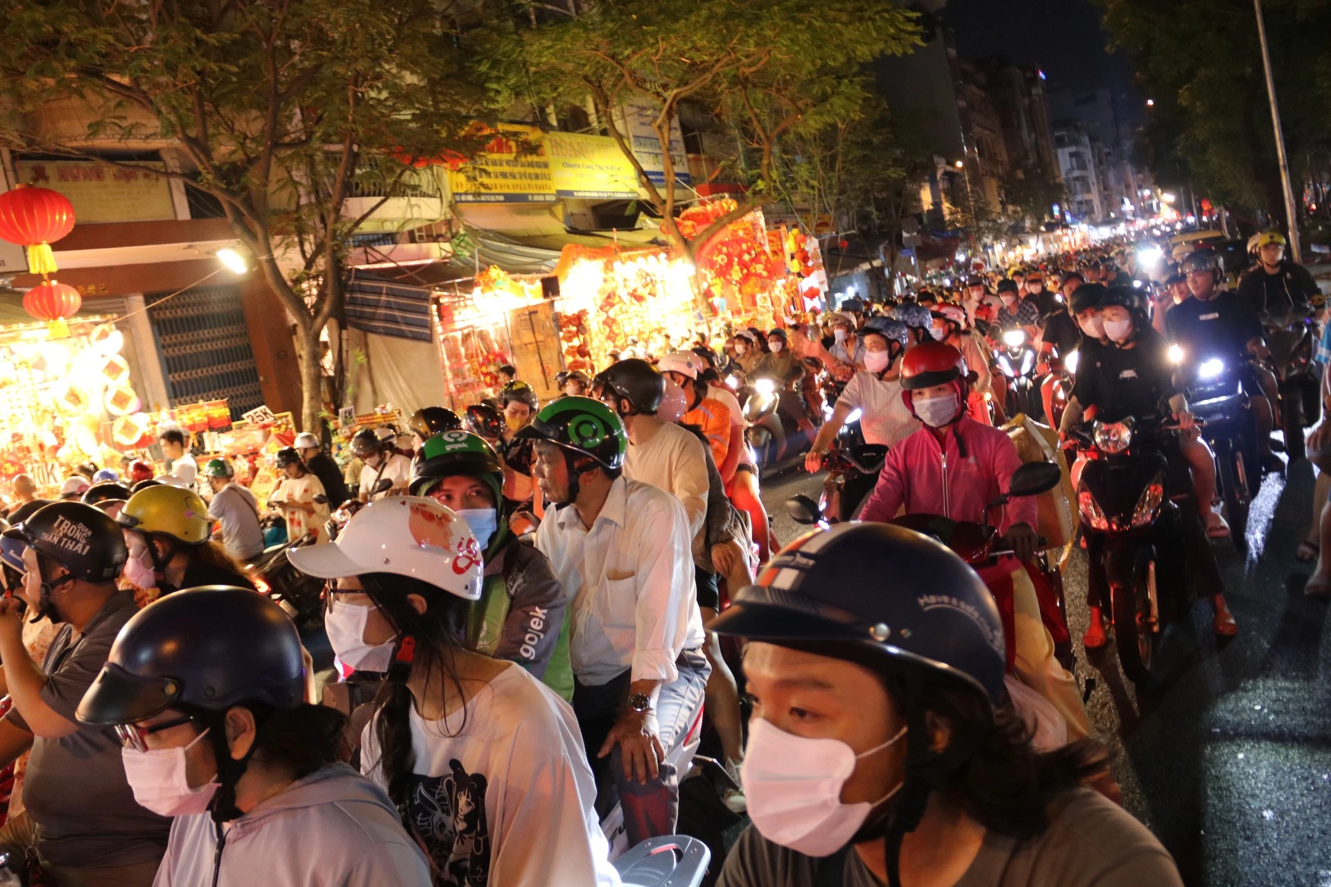 hai-thuong-lan-ong-7.jpg