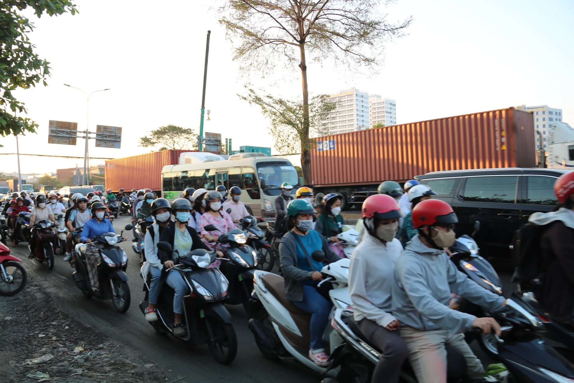nut-giao-39.jpg