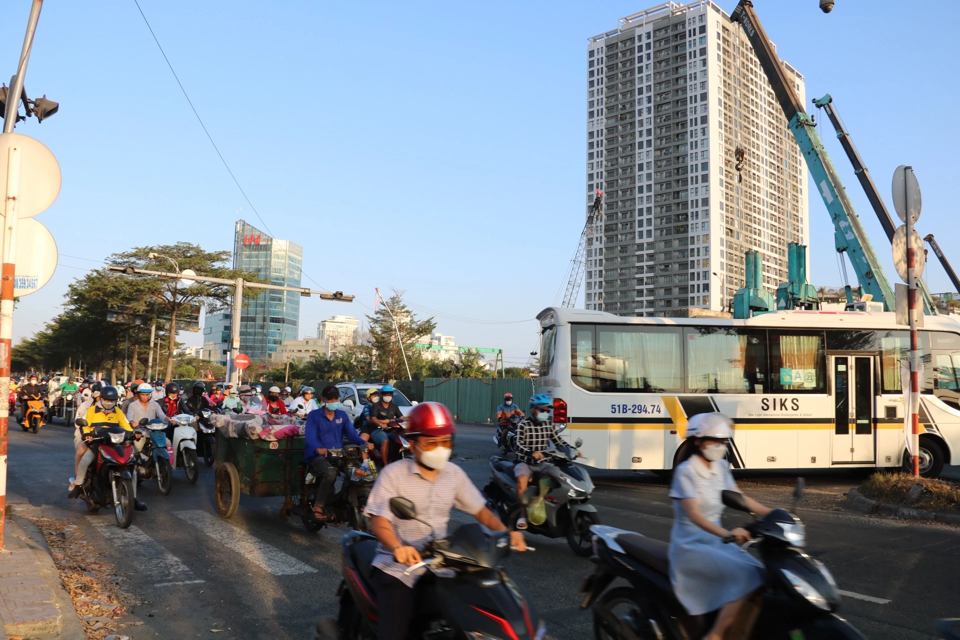 nut-giao-46.jpg