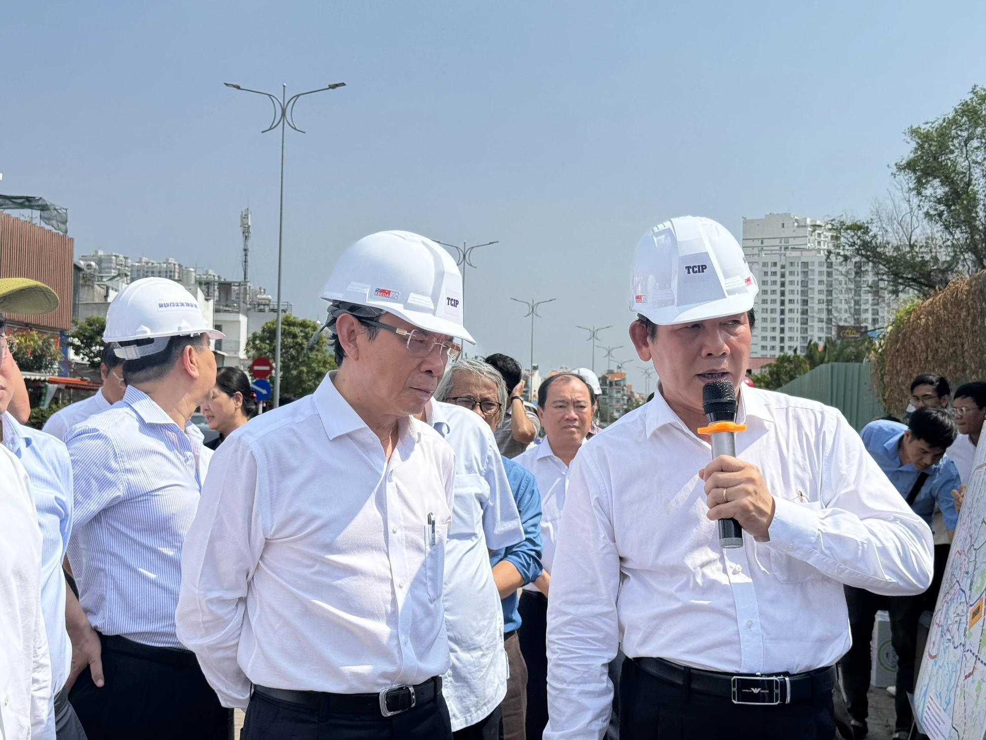 lanh-dao-TP-3.jpg