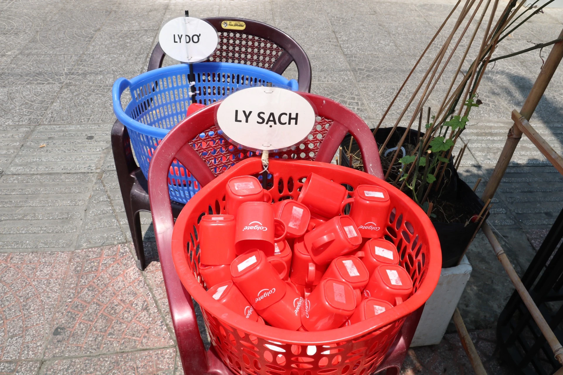 binh-nuoc-0-dong-1.jpg