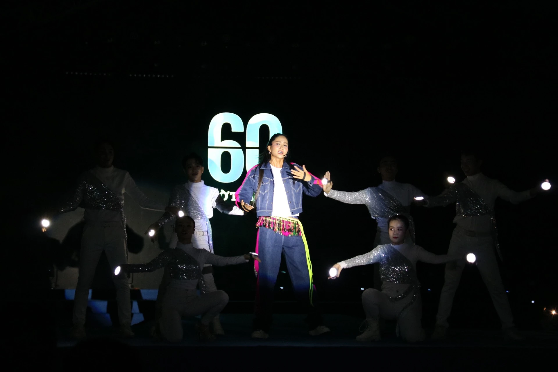 Gio-Trai-dat-12.jpg
