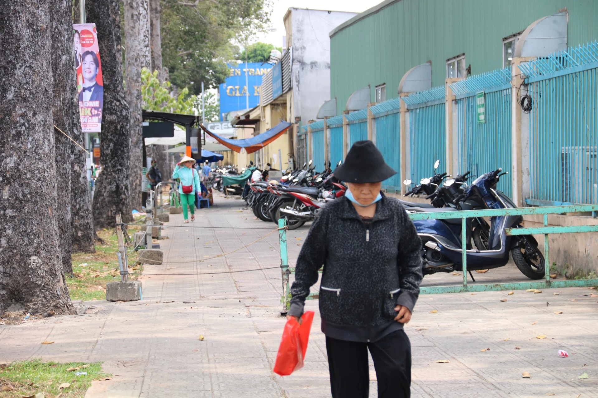 thu-phi-via-he-11.jpg