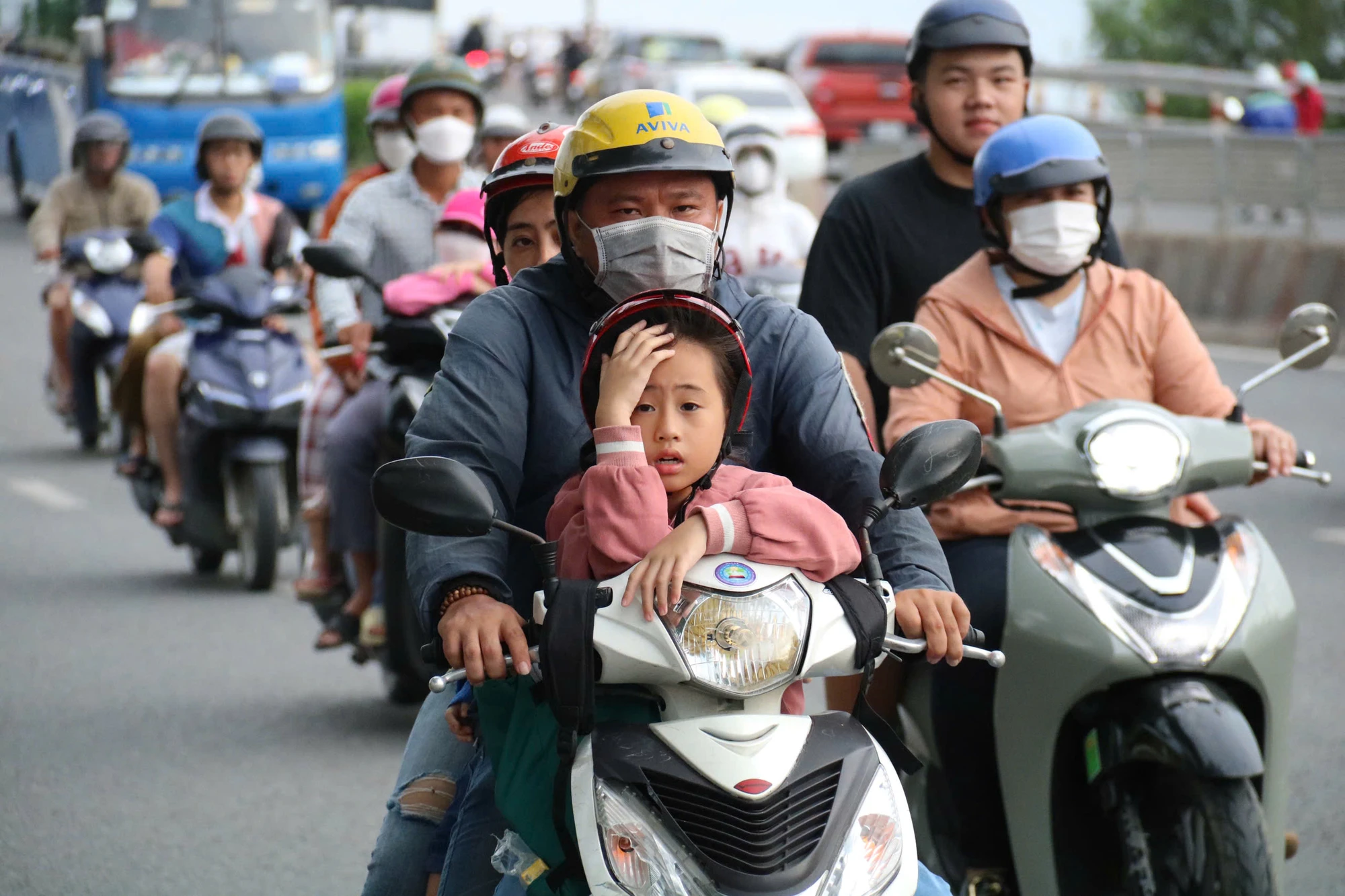 cua-ngo-phia-tay-175.jpg