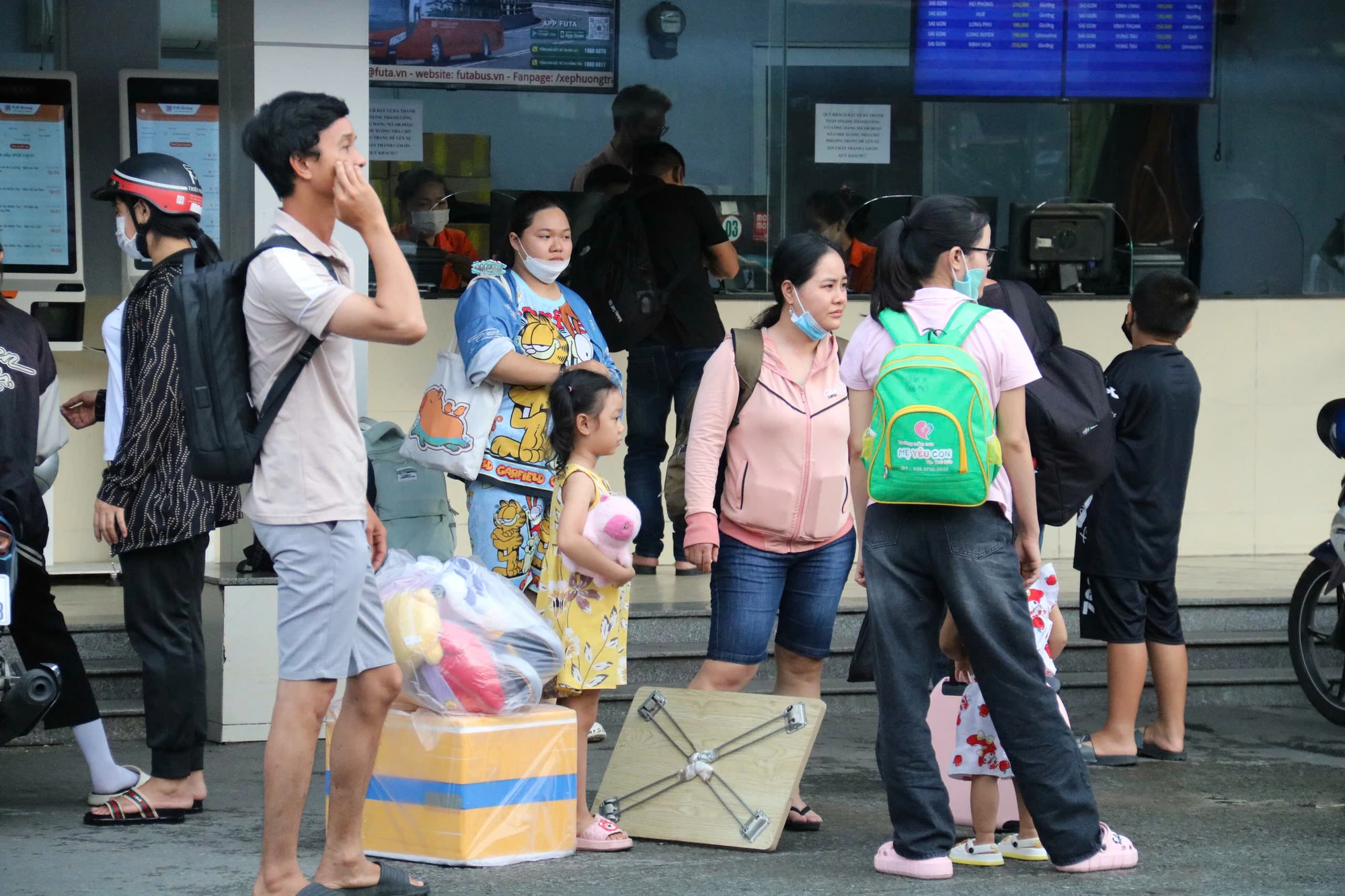 cua-ngo-phia-tay-181.jpg