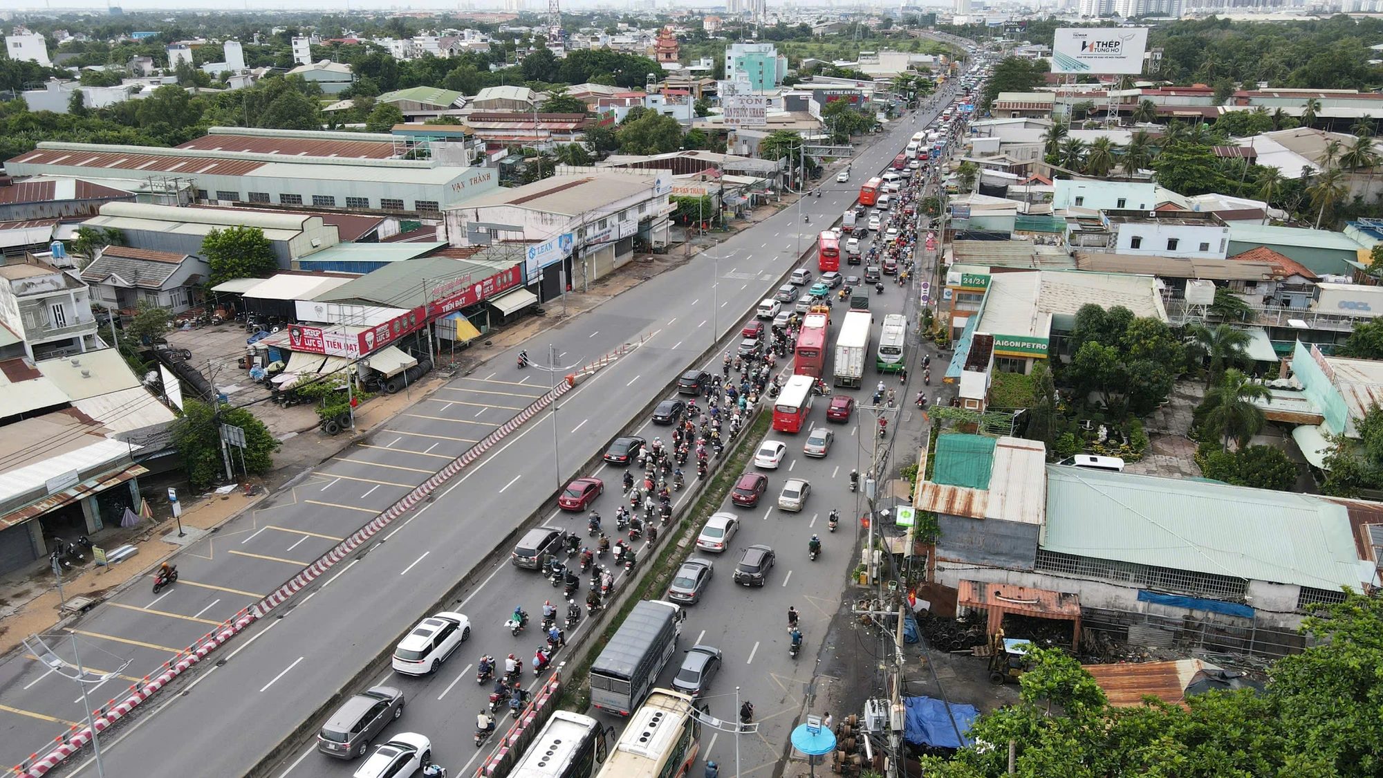 cua-ngo-phia-tay-185.jpg