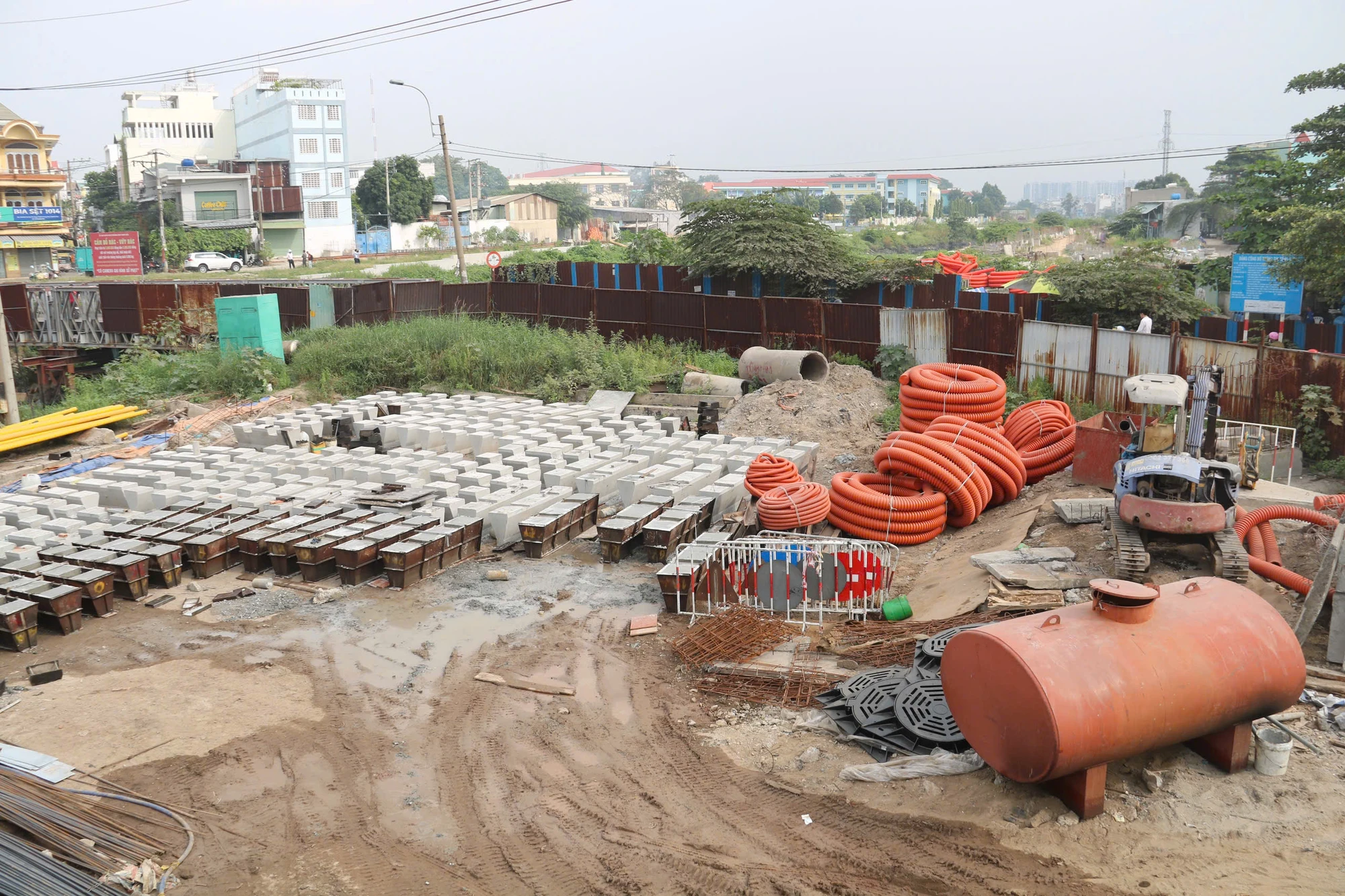 quan-binh-tan-09.jpg