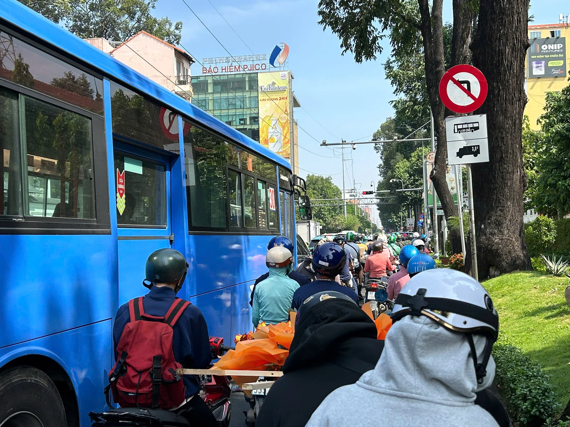 phuong-tien-giao-thong-17.jpg