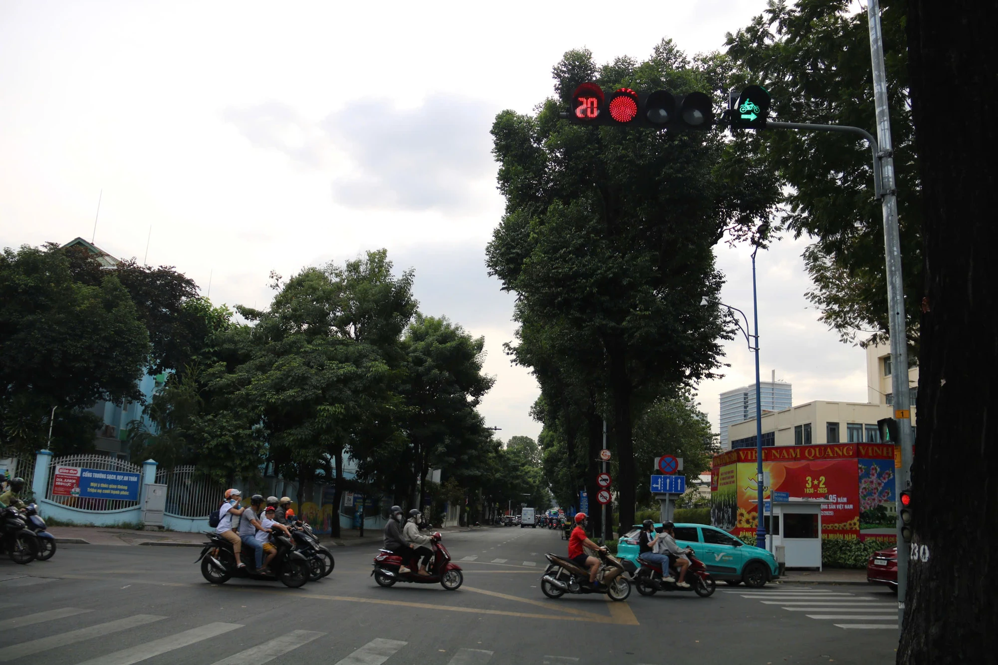 xe-may-re-phai-10.jpg