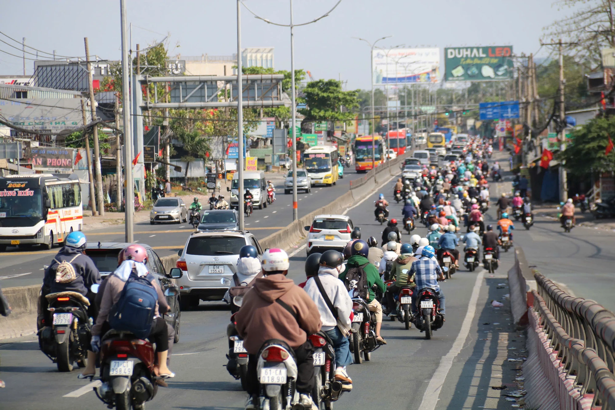 cua-ngo-phia-tay-281.jpg