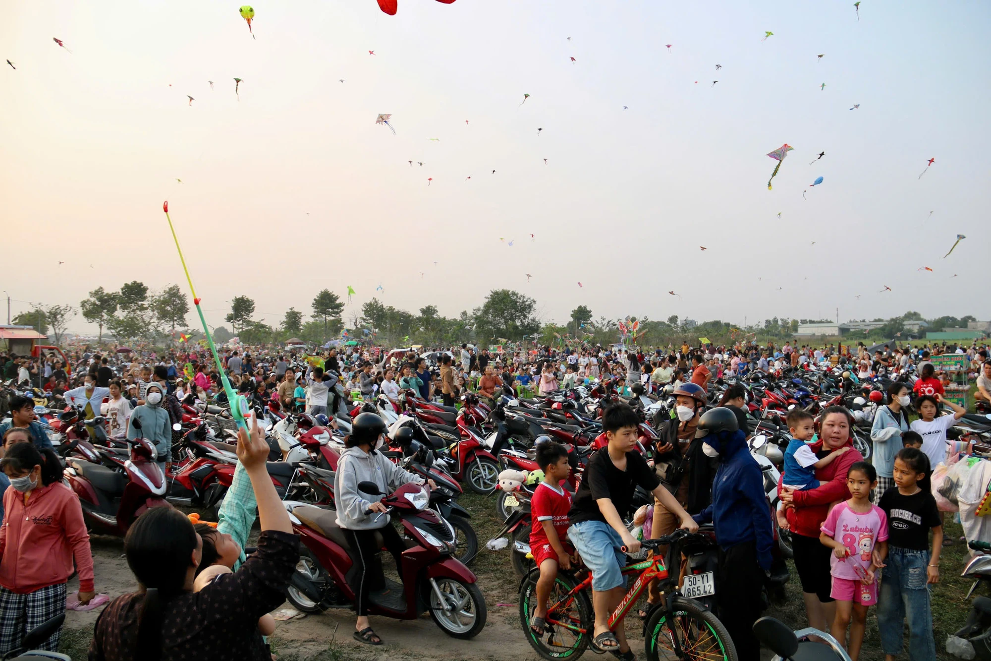 huyen-hoc-mon-17.jpg
