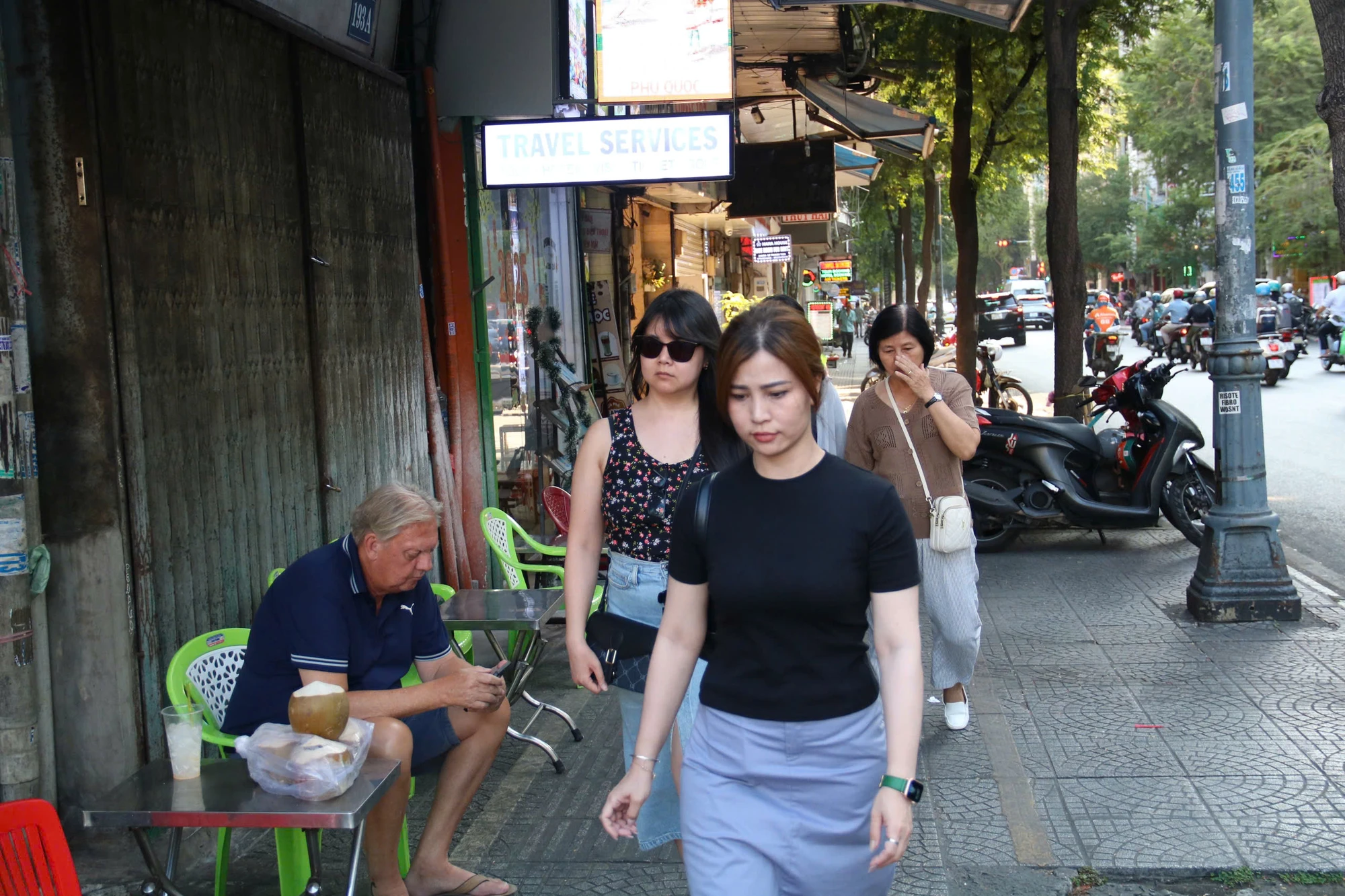 thu-phi-via-he-35.jpg