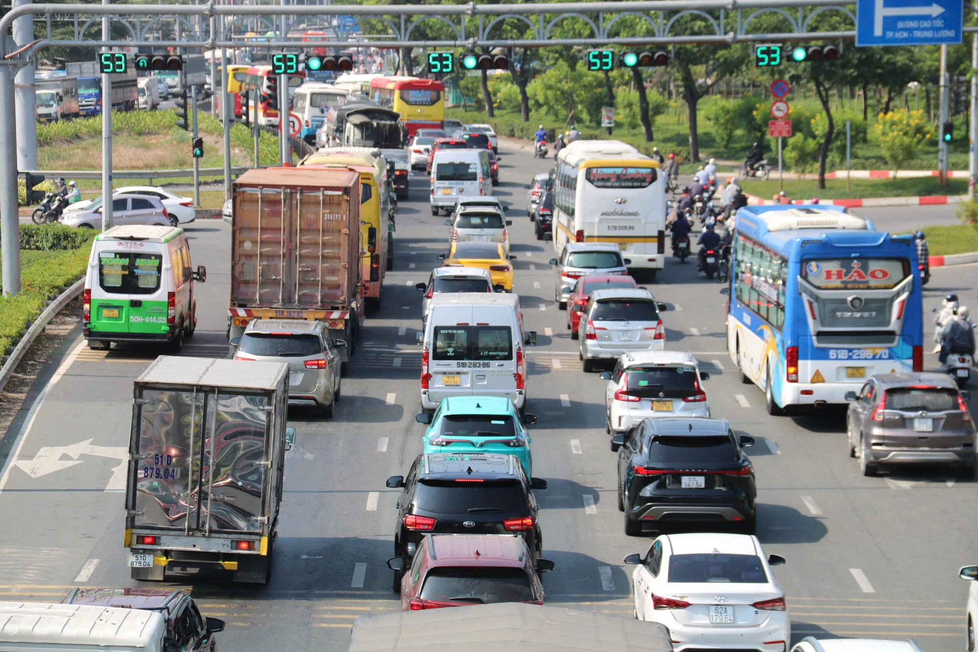 cua-ngo-phia-dong-47.jpg
