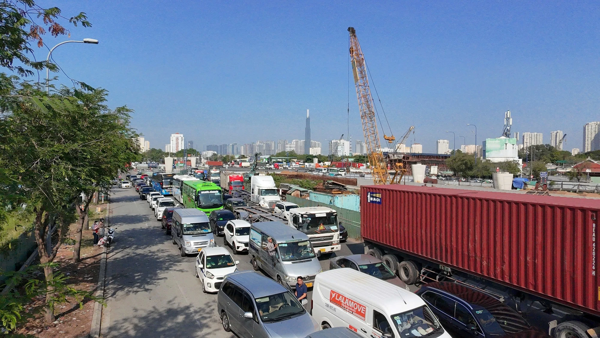cua-ngo-phia-dong-67.jpg