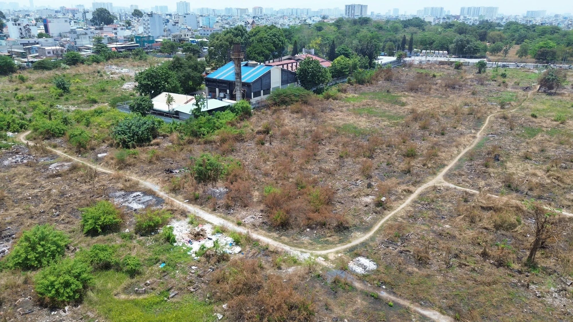 nghia-trang-binh-hung-hoa-5.jpg