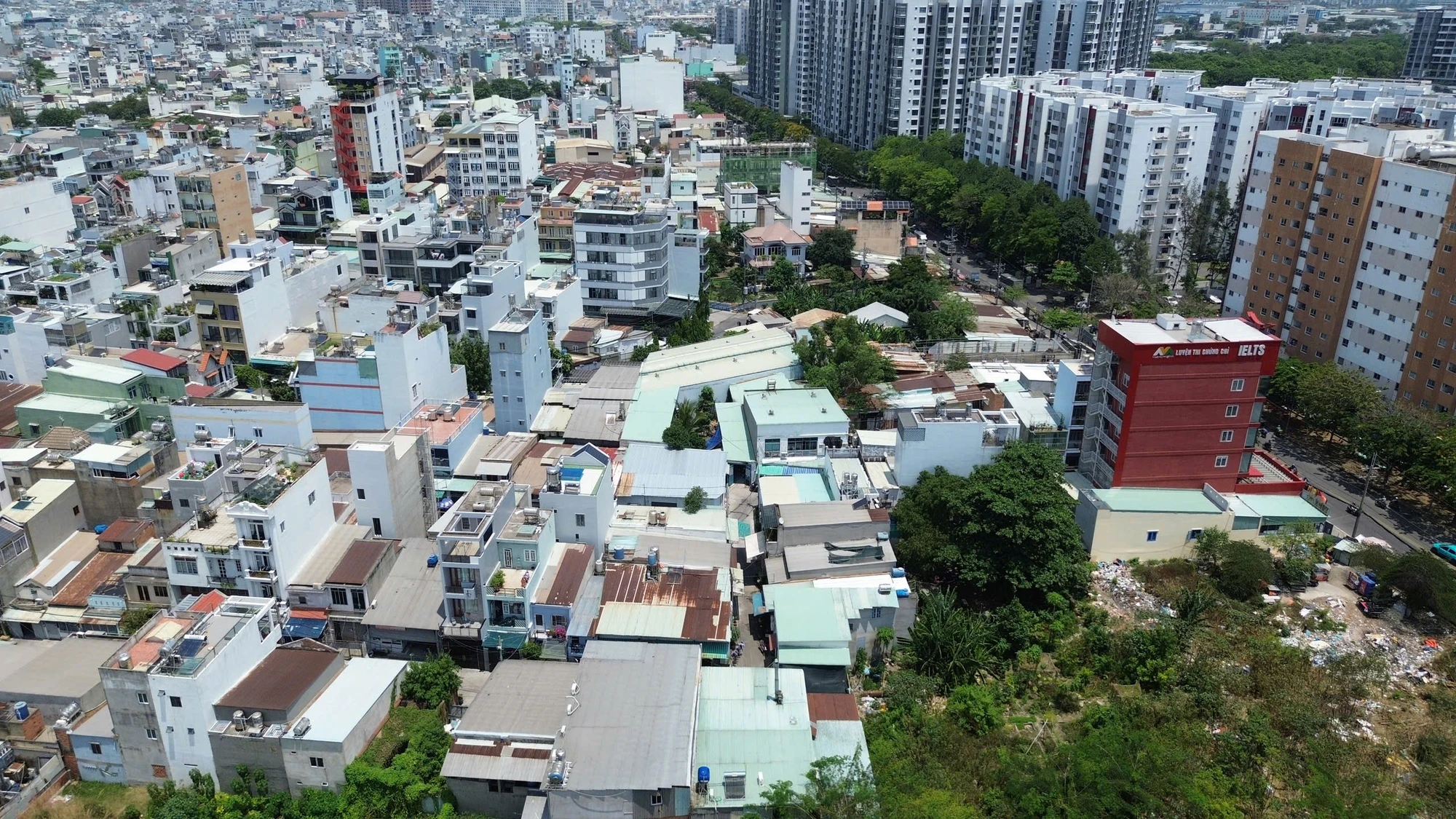 nghia-trang-binh-hung-hoa-8.jpg