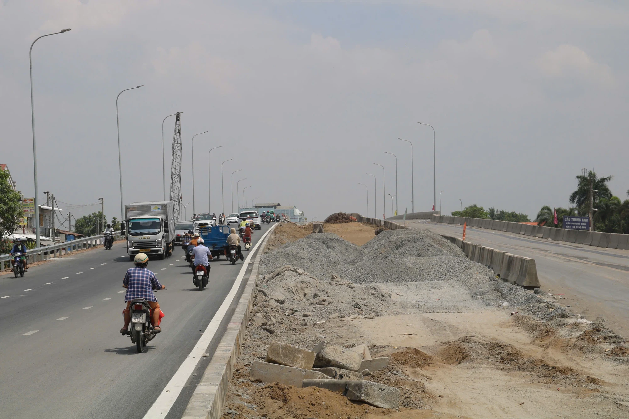 cao-toc-ben-luc-long-thanh-27.jpg