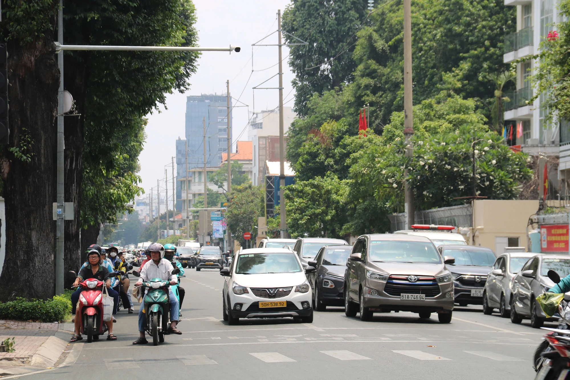 xe-re-phai-10.jpg