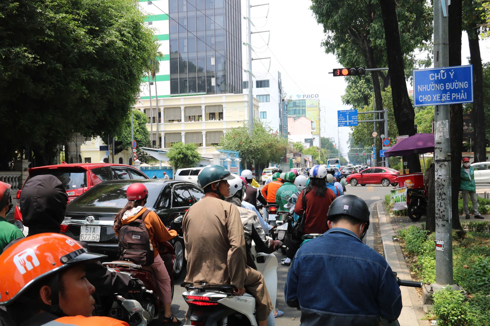 xe-re-phai-13.jpg