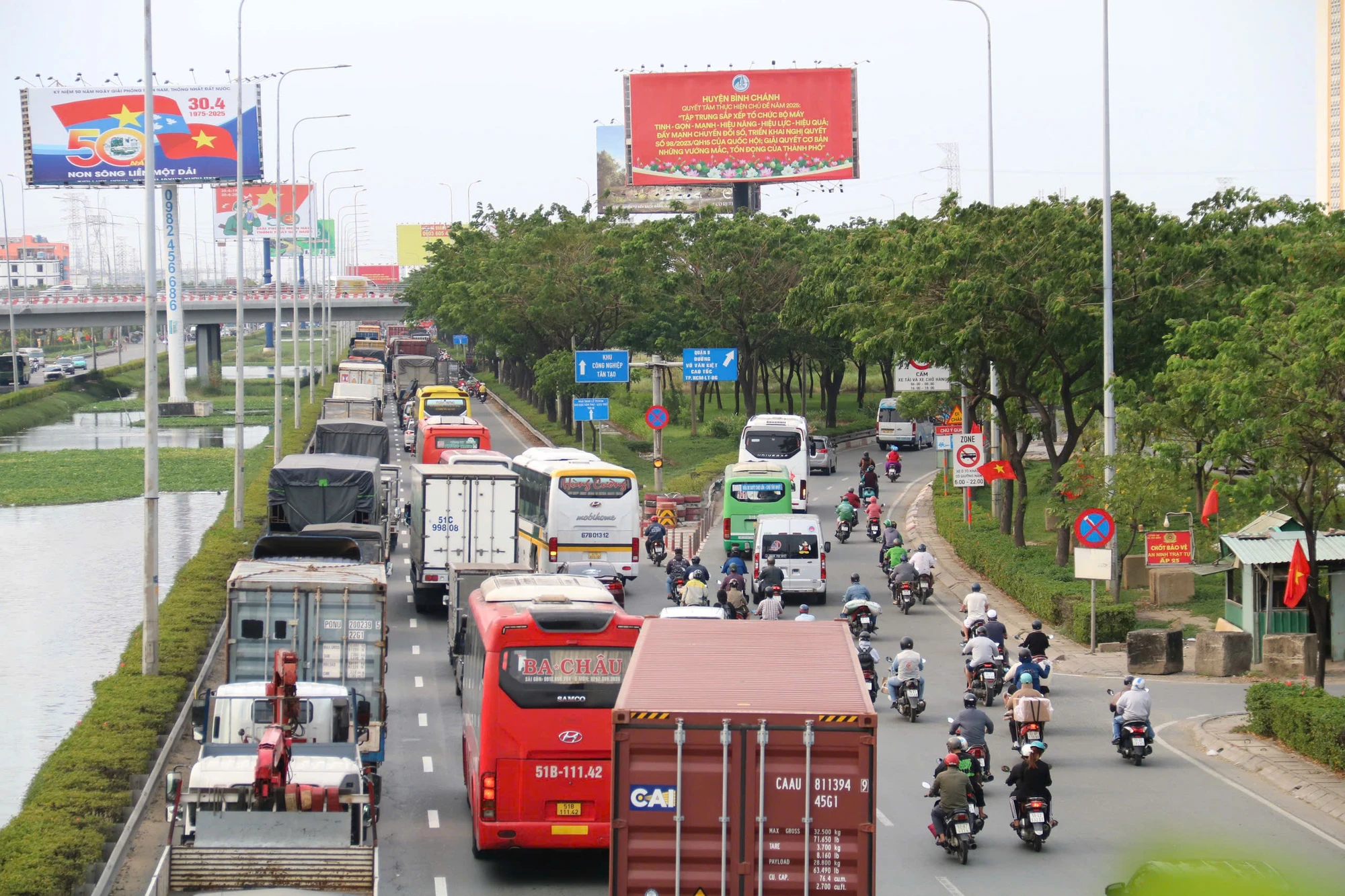 cua-ngo-phia-tay-347.jpg