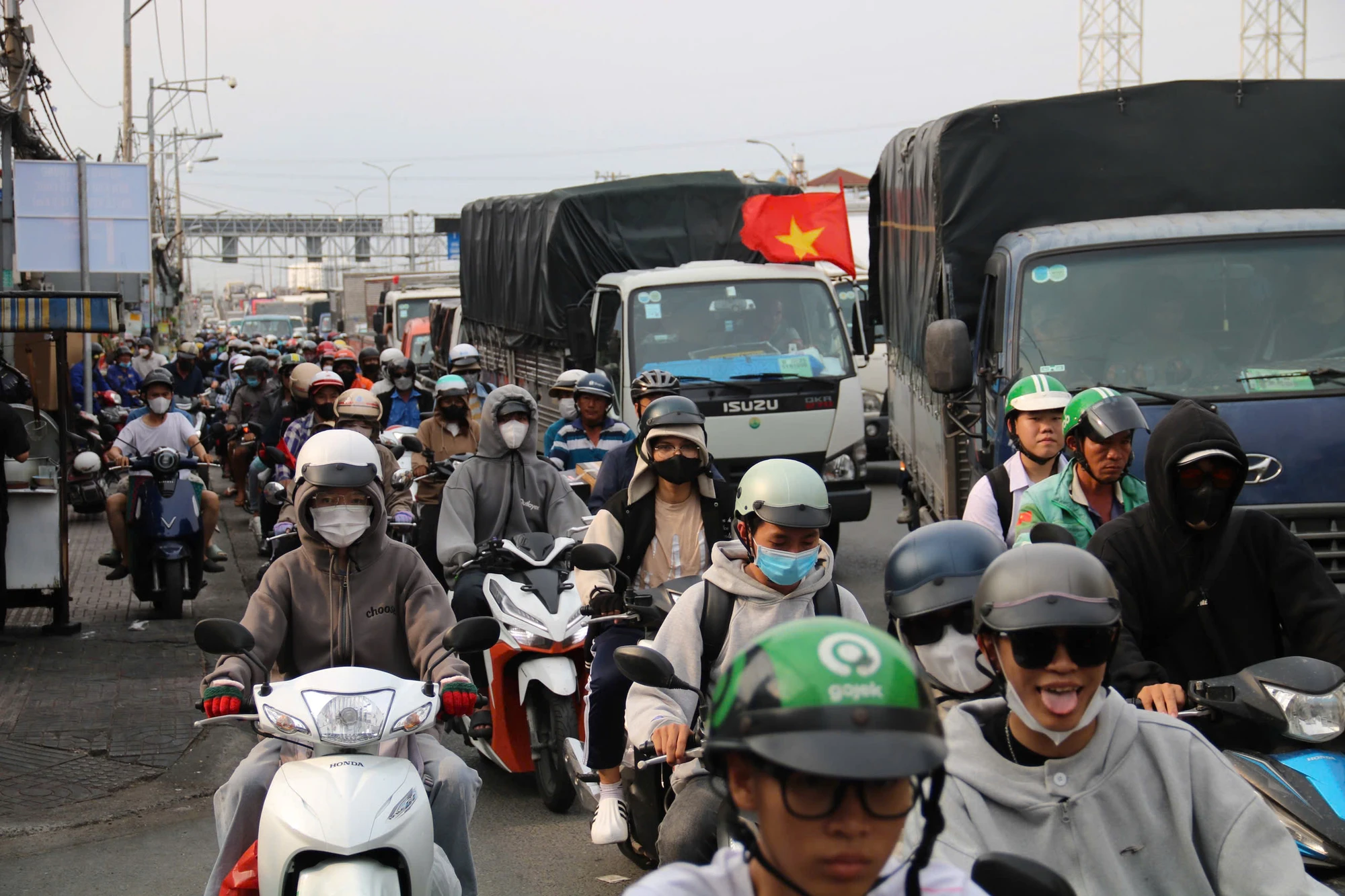 cua-ngo-phia-tay-354.jpg