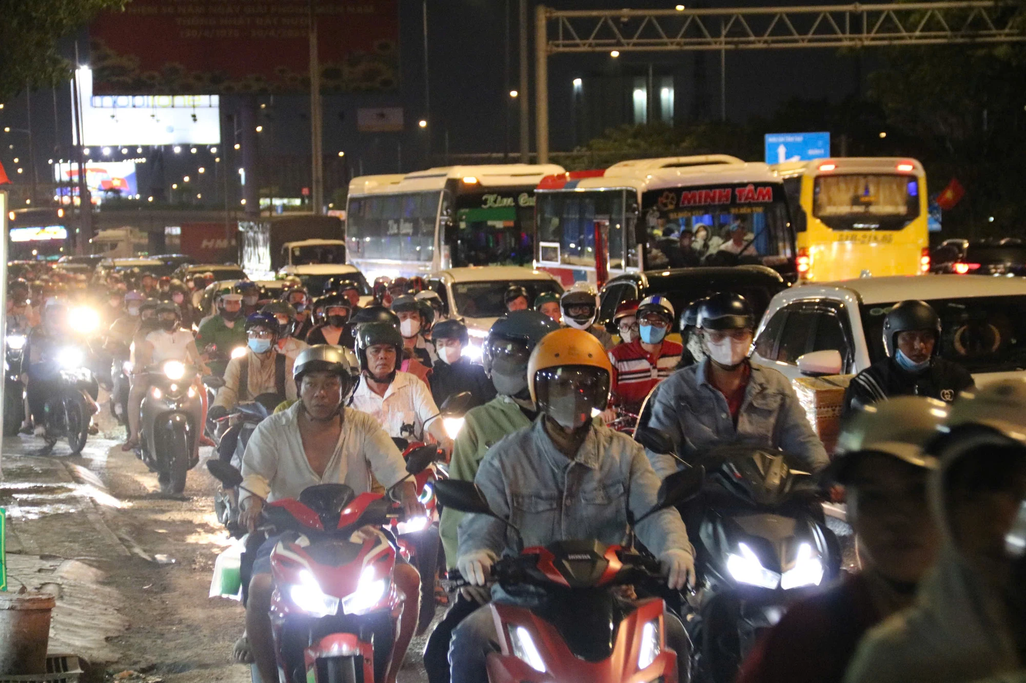 duong-ve-mien-tay-32.jpg