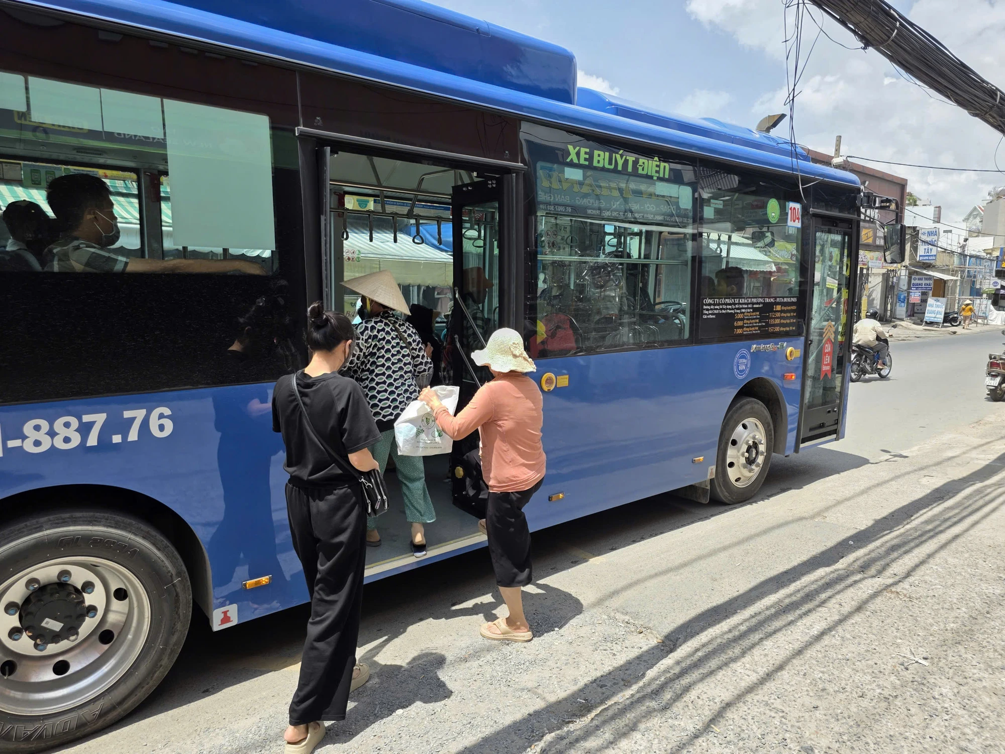 xe-buyt-moi-29.jpg