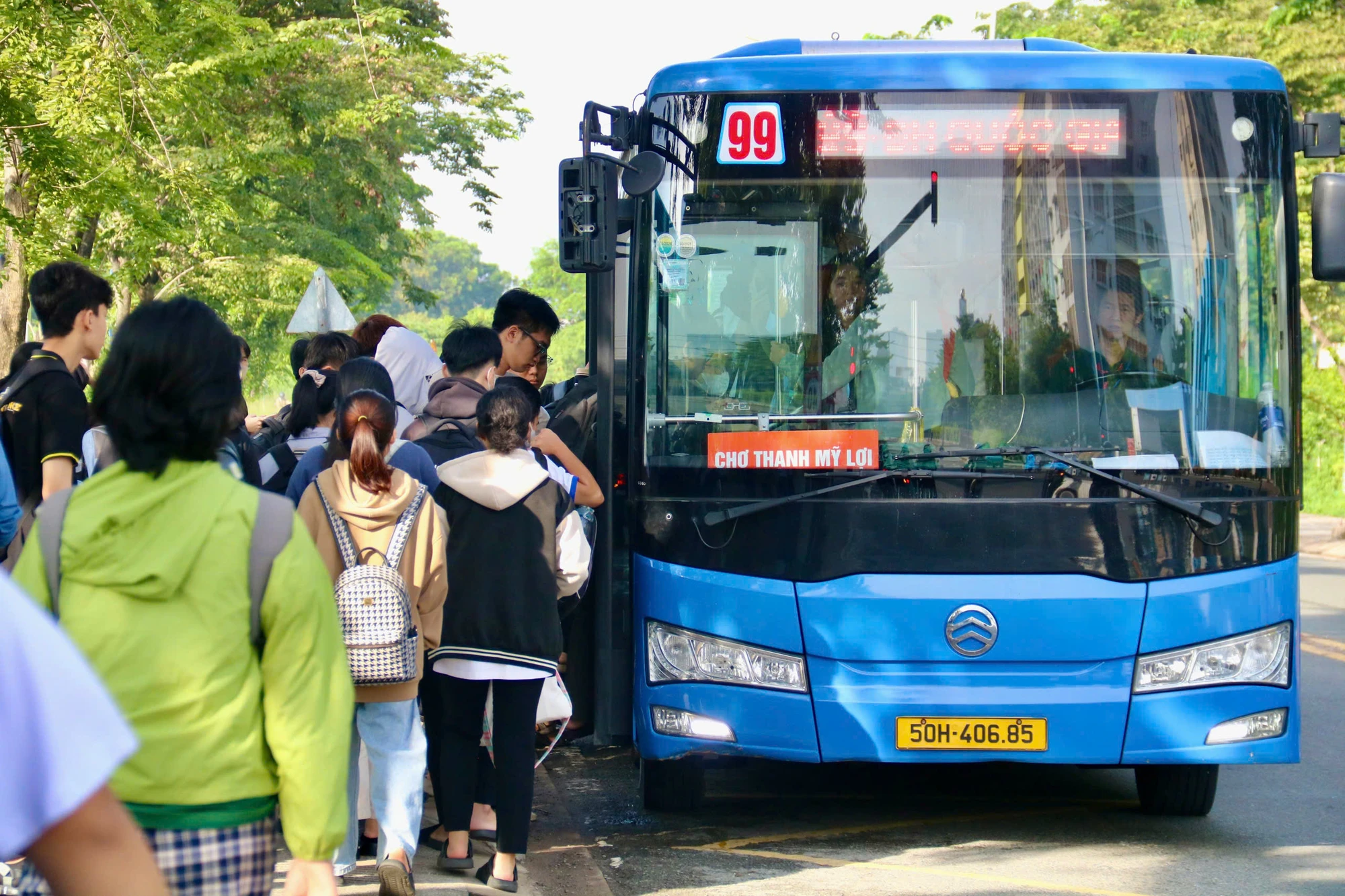 tuyen-xe-buyt-16.jpg