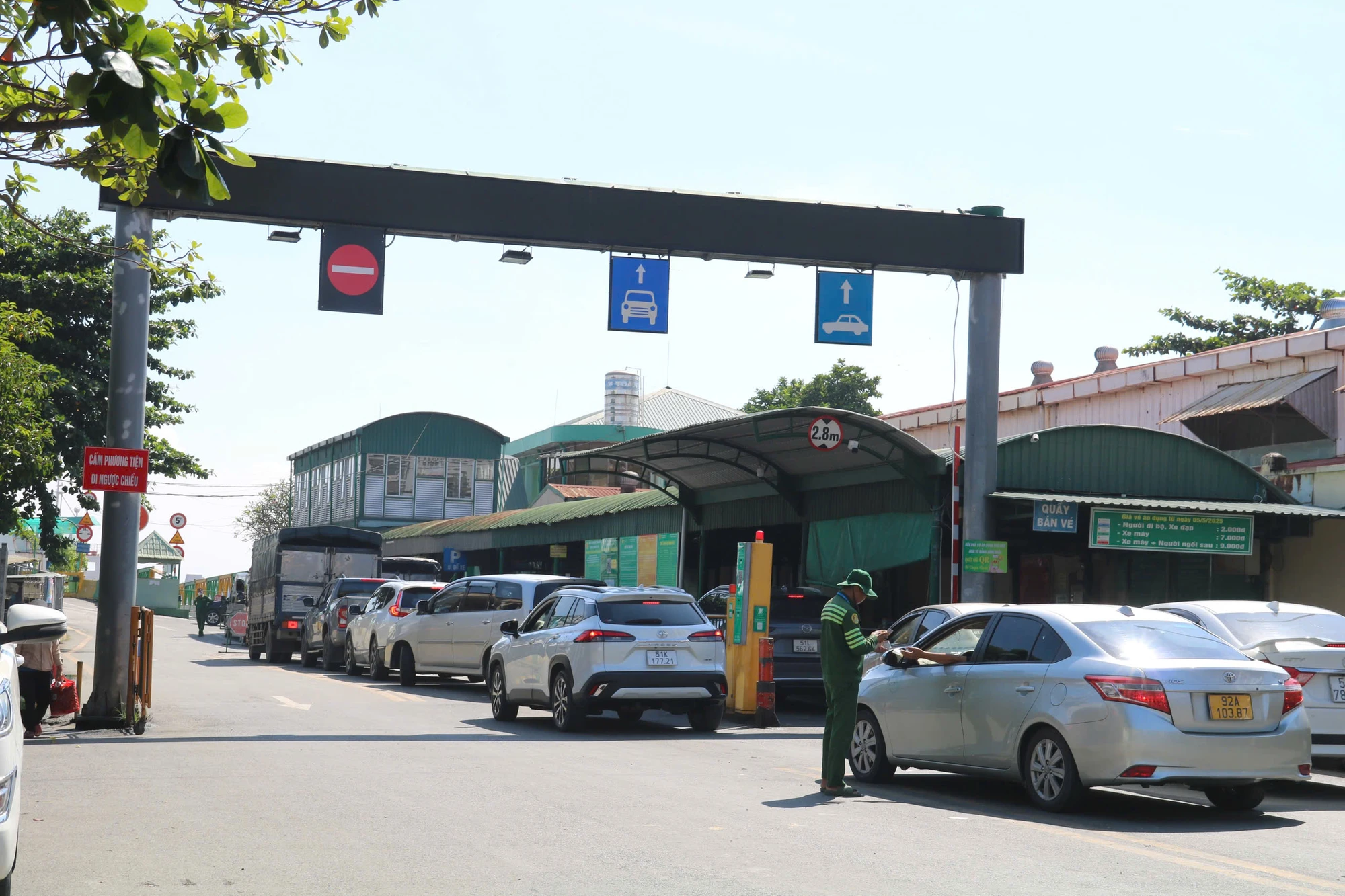 pha-binh-khanh-17.jpg