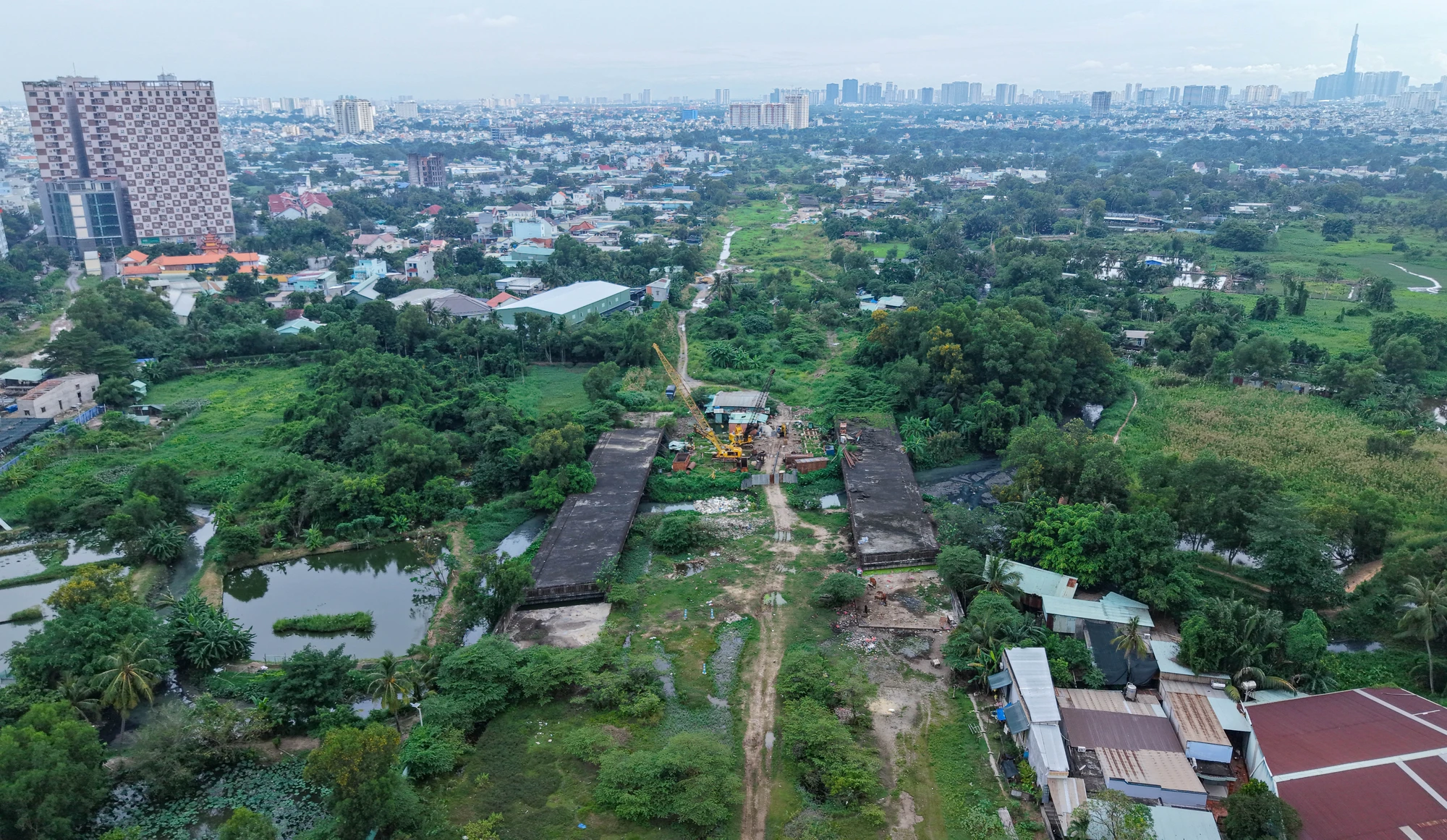 Cận cảnh đoạn 3 đường Vành đai 2 tái khởi động cuối tháng 10