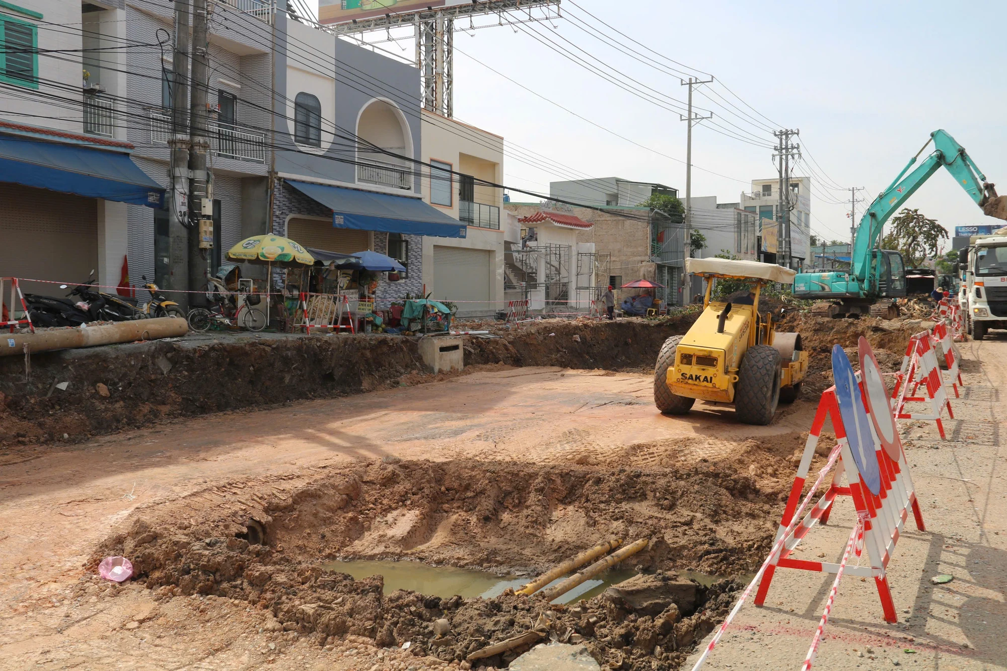 quoc-lo-13-37.jpg