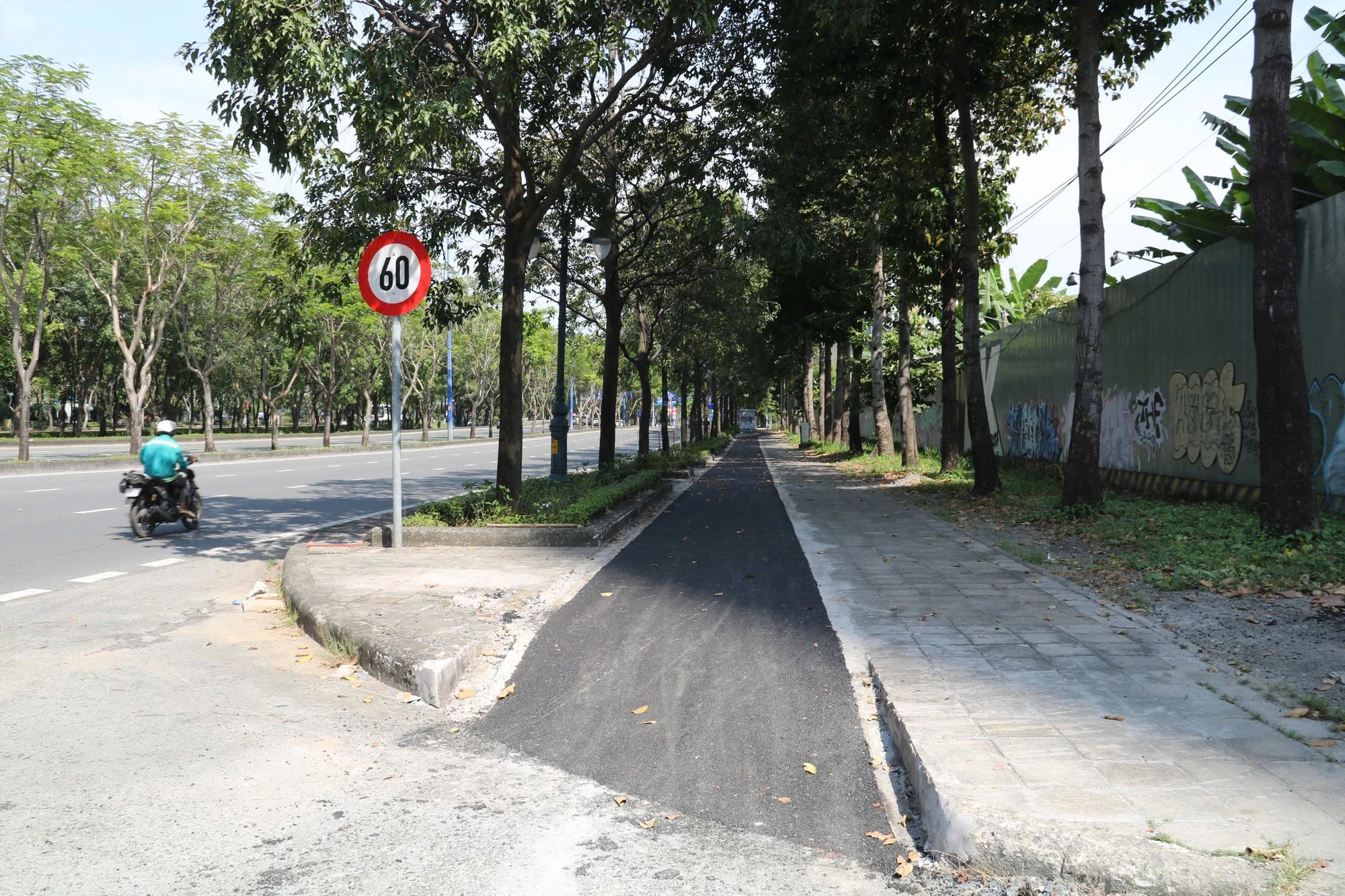 xe-dap-14.jpg