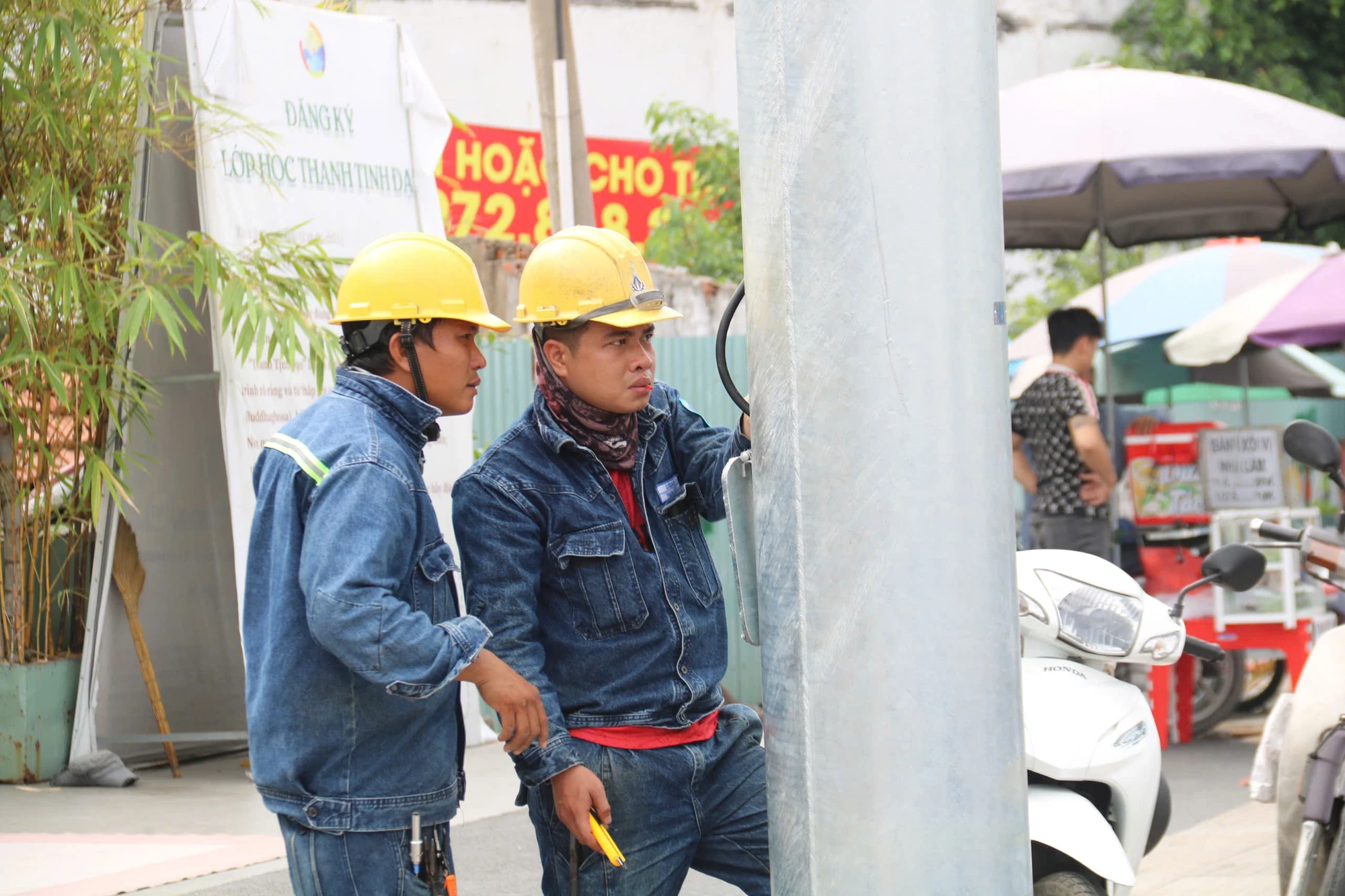 den-tin-hieu-10.jpg