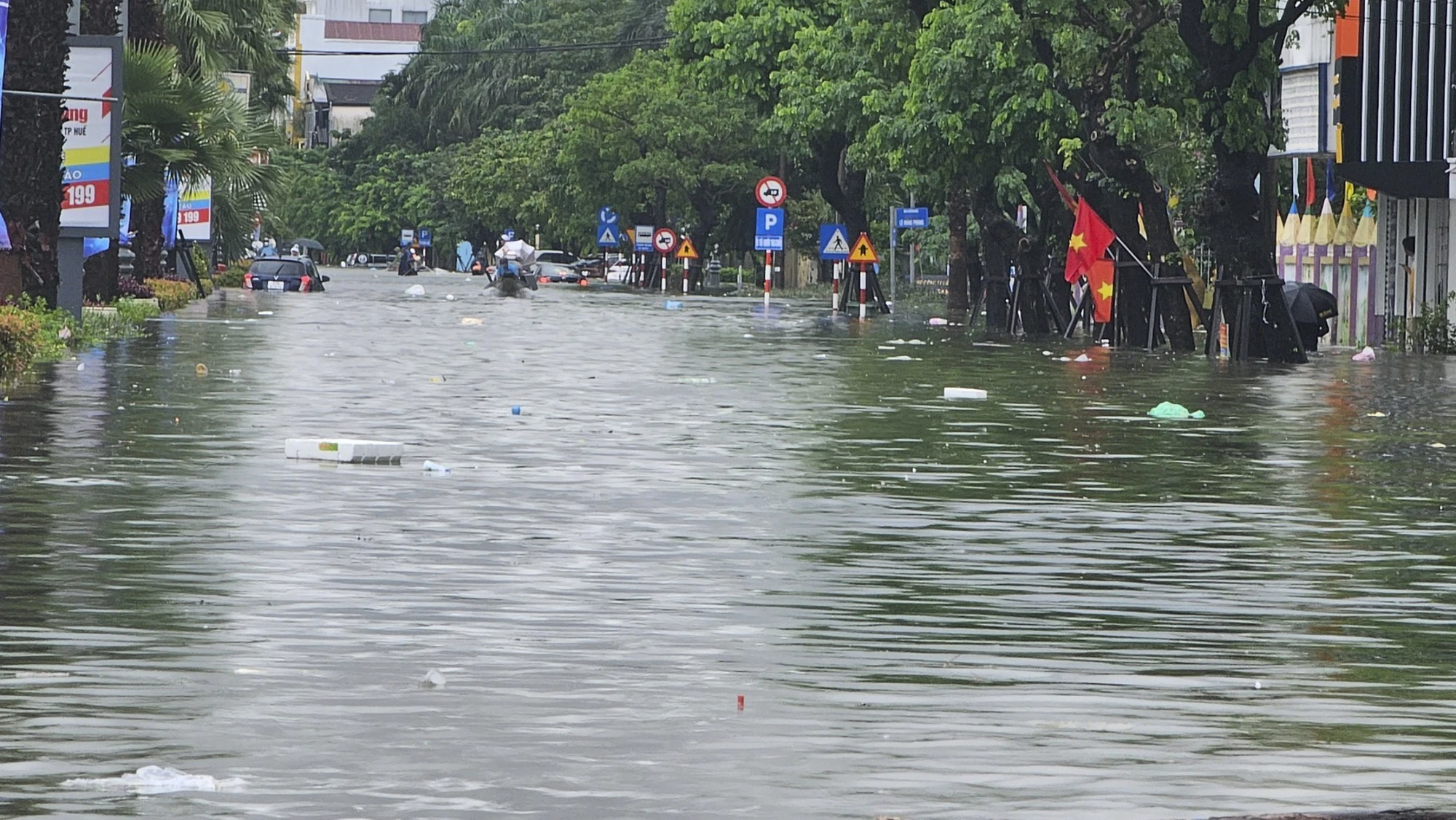 mua-lu-o-hue-13.jpg