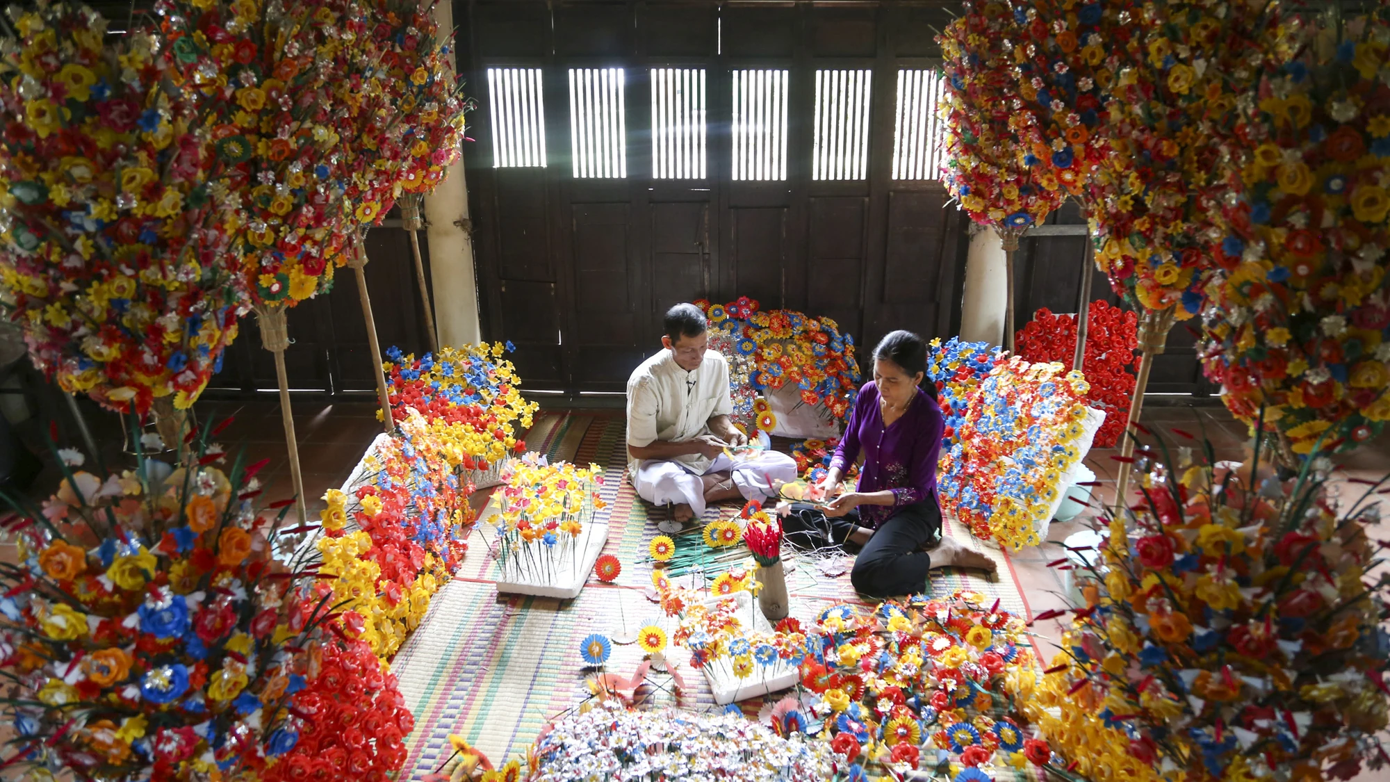 lang-hoa-giay-thanh-tien-o-hue-12.jpg