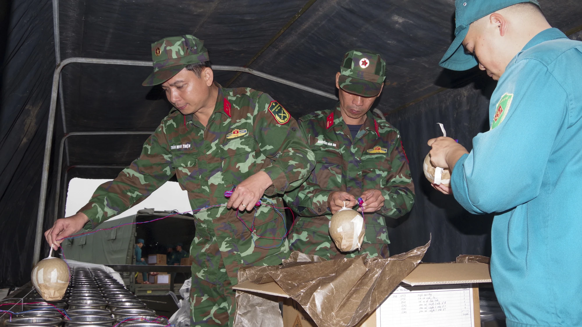phao-hoa-giao-thua-12.jpg