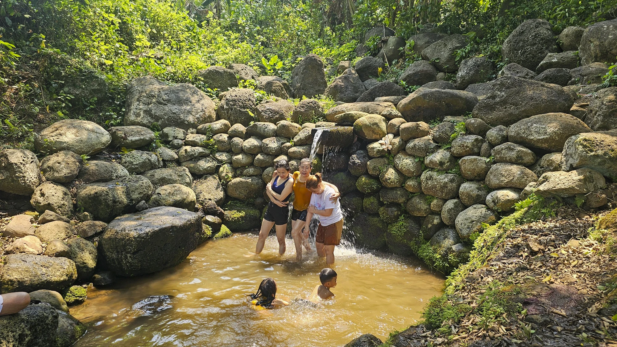 giai-nhiet-o-gieng-co-ngan-nam-1.jpg
