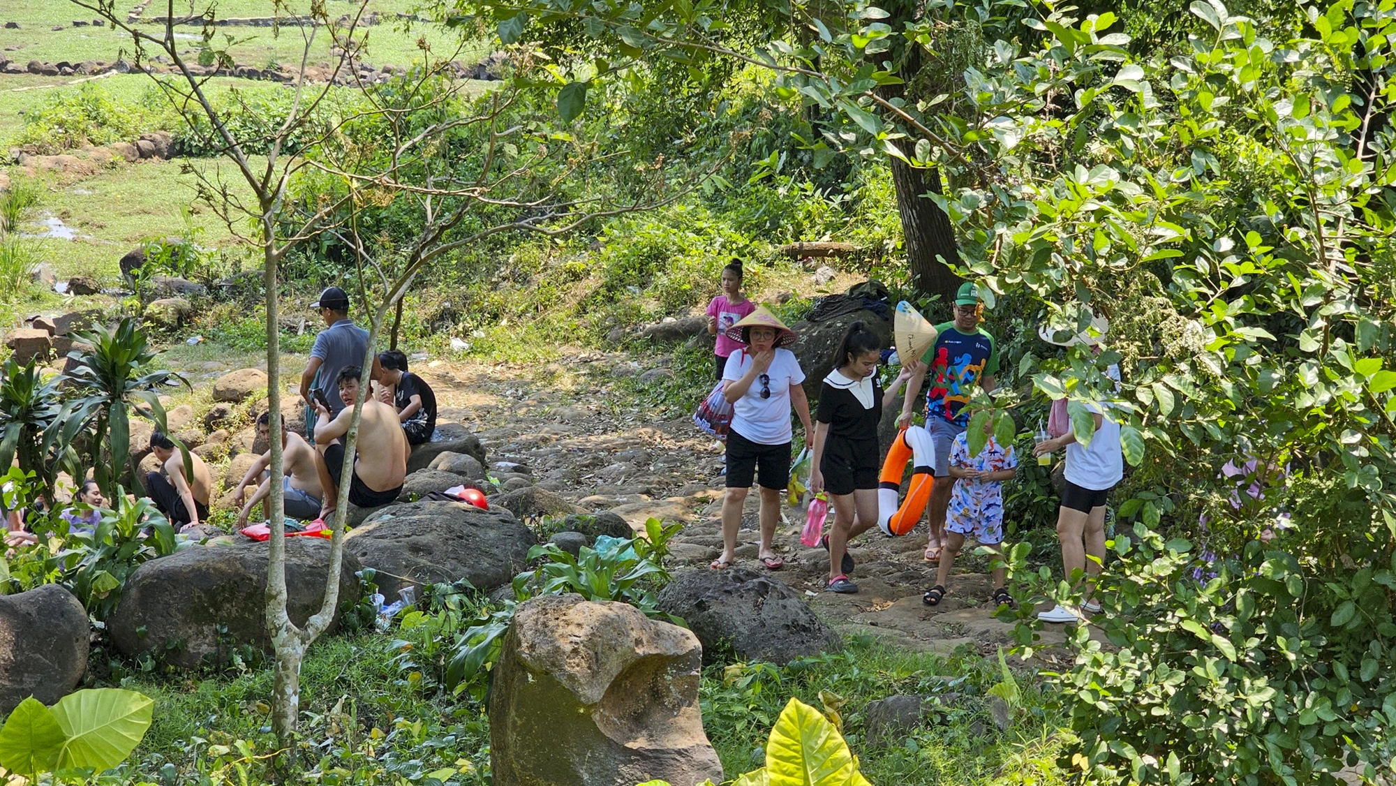 Giếng cổ Gio An