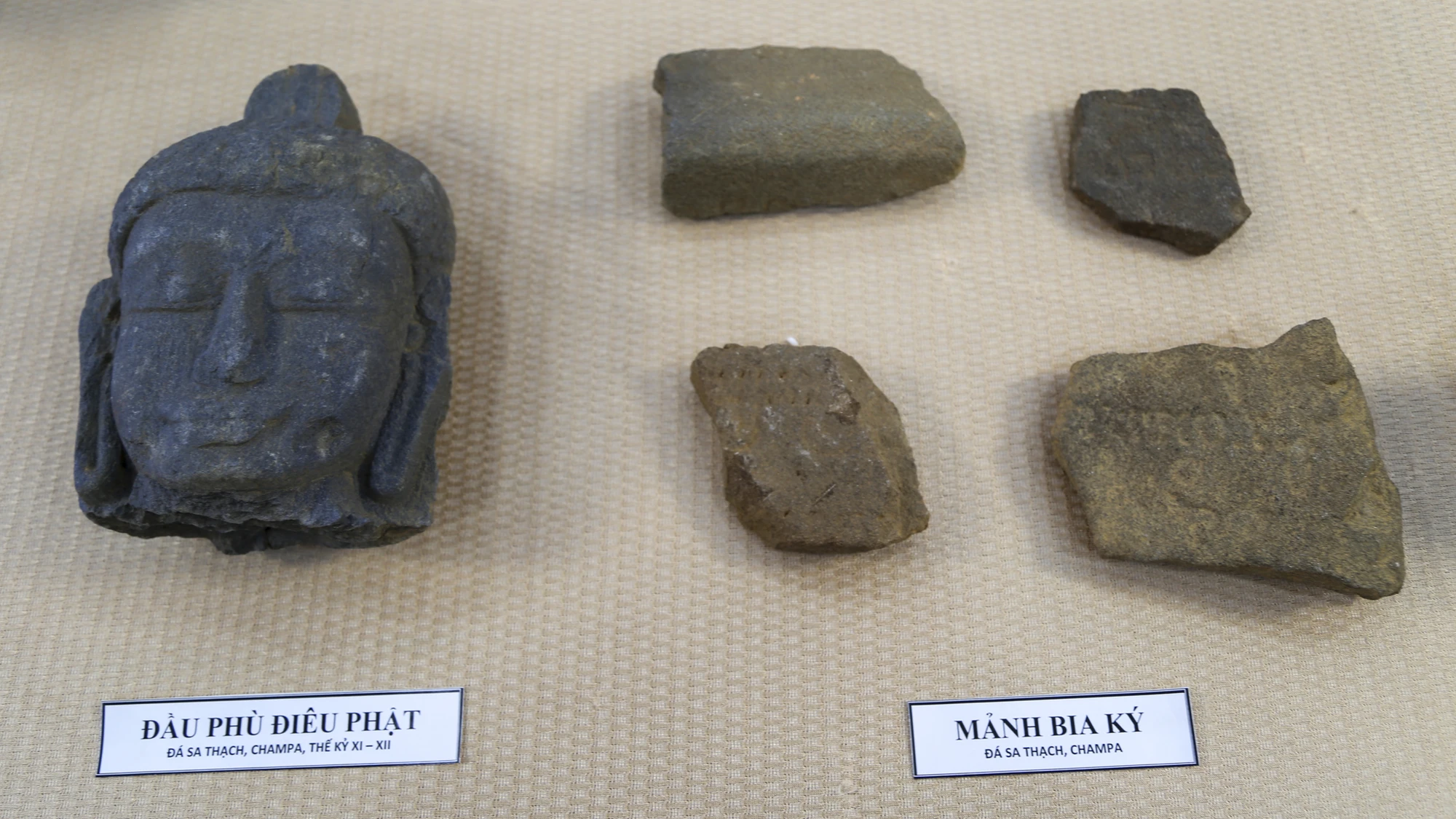 ngam-thap-doi-co-champa-1-000-nam-tuoi-18.jpg