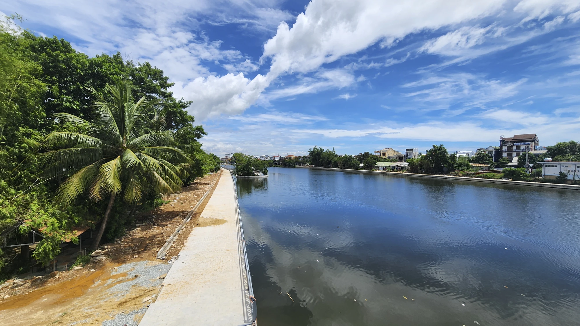 duong-di-bo-o-hue-25.jpg