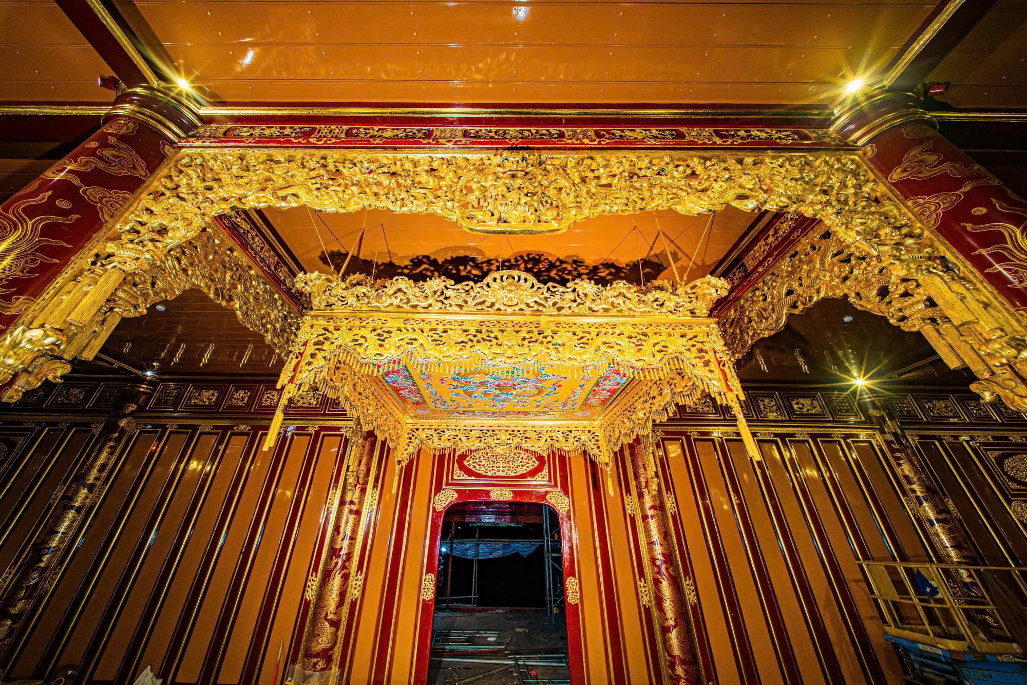 dien-thai-hoa-long-lay-sau-khi-trung-tu (27).jpg