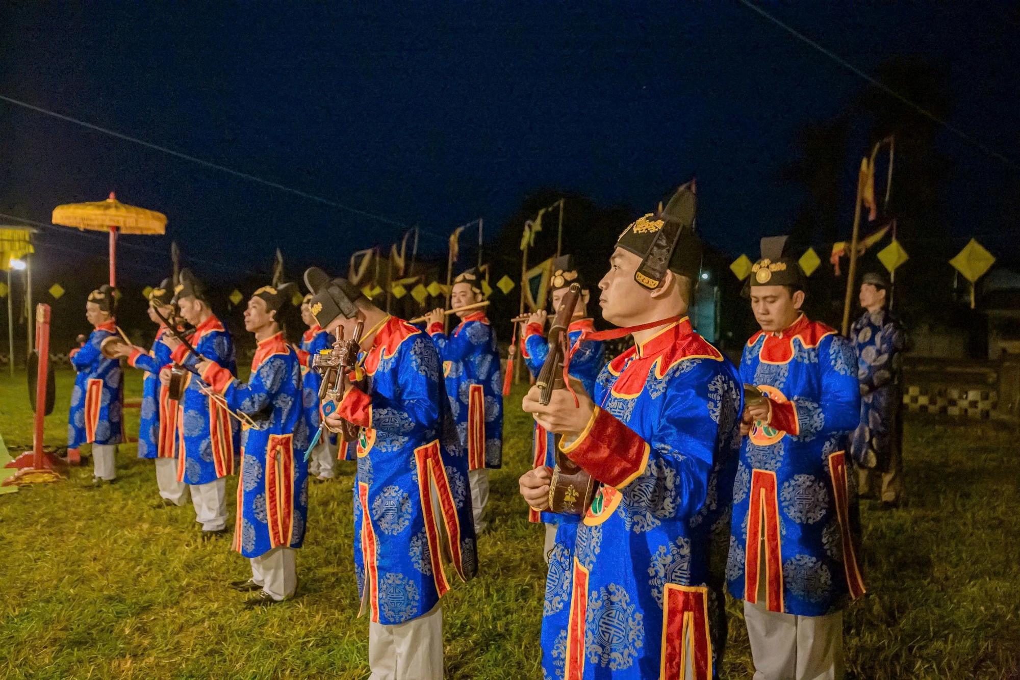 trang-nghiem-le-te-xa-tac-o-hue (16).jpg