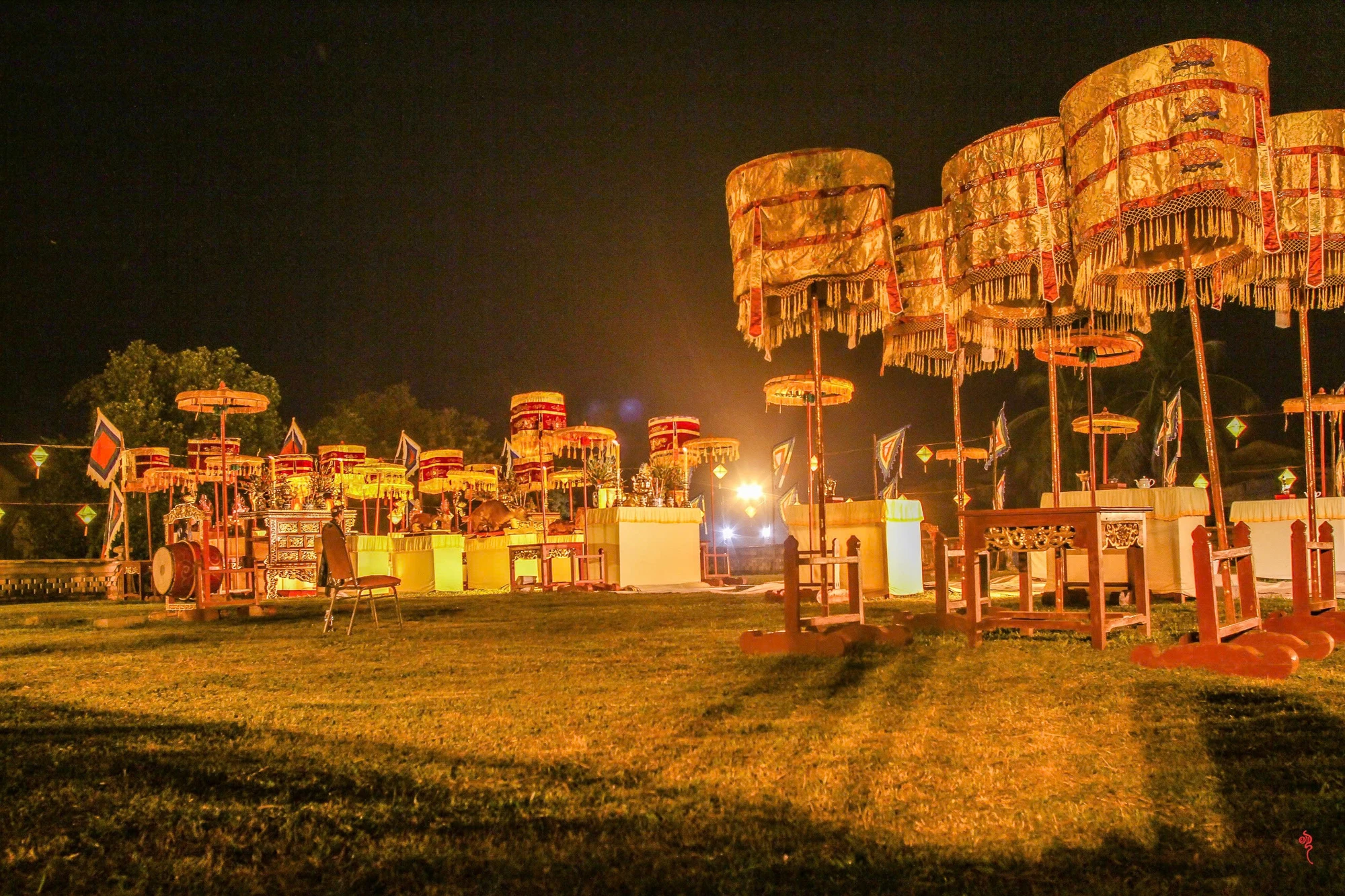 trang-nghiem-le-te-xa-tac-o-hue22.jpg