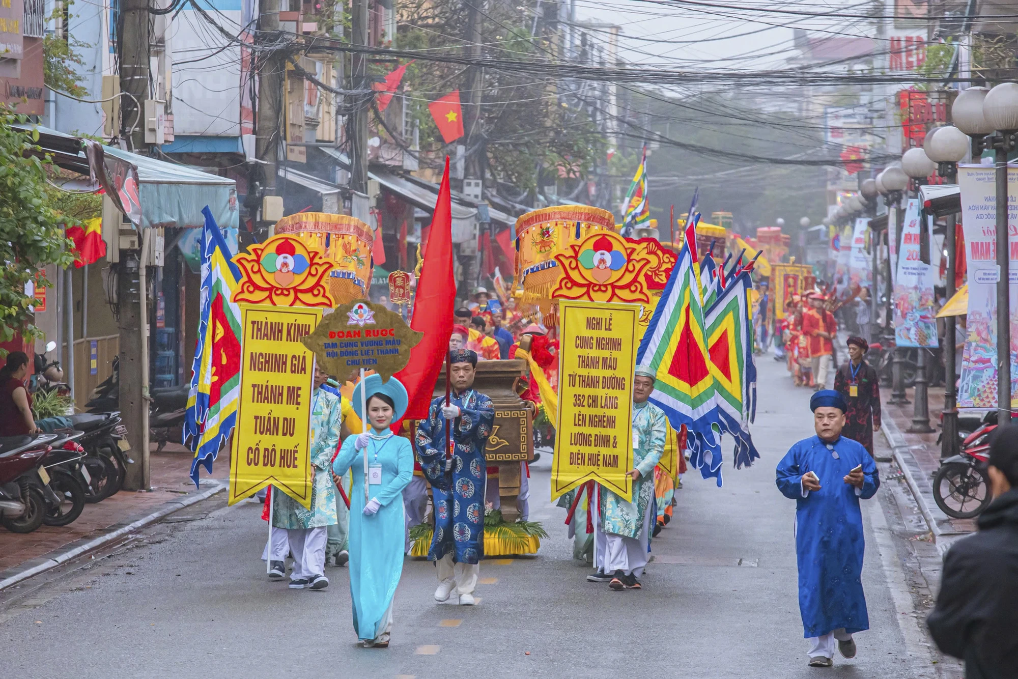 dien-hue-nam-7.jpg