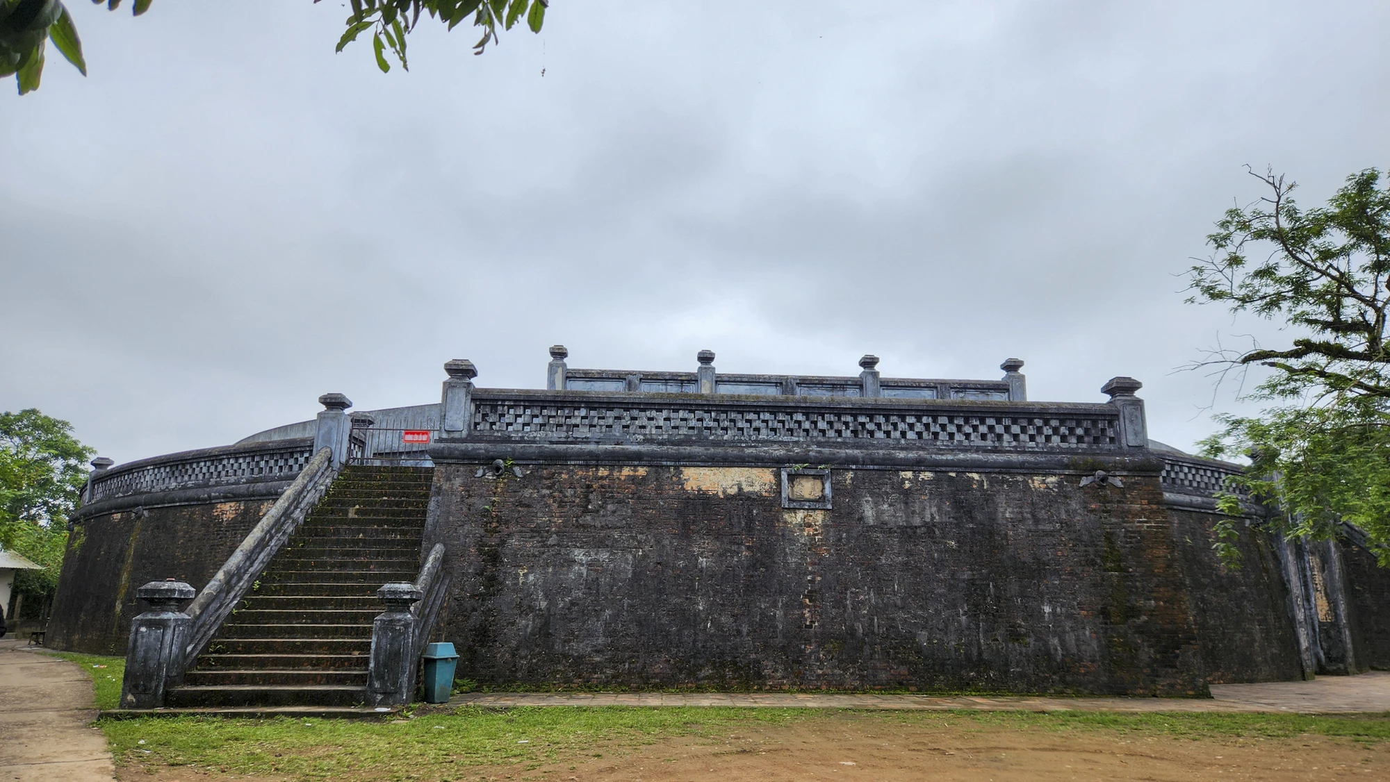 ho-quyen-o-hue-44.jpg