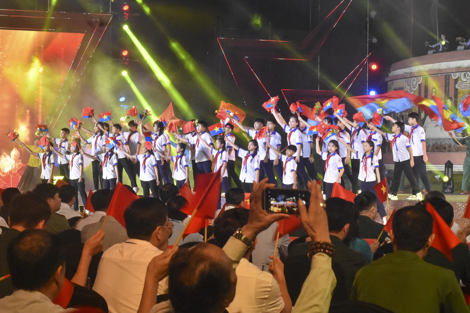 phao-hoa-ben-bo-hien-luong-7.jpg