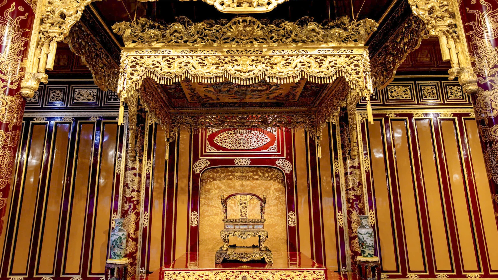 ngai-vang-o-Dien-thai-hoa-1.jpg