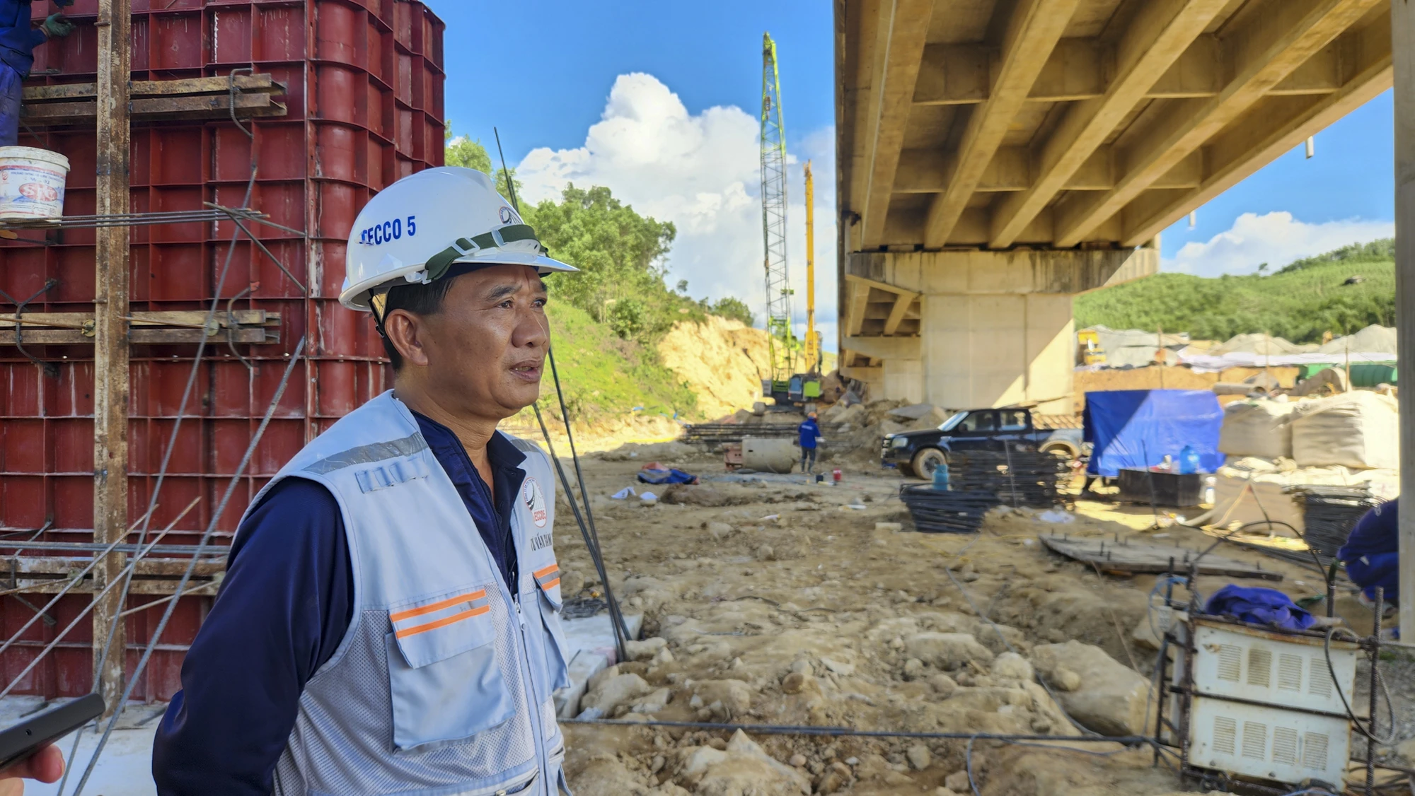 cao-toc-la-son-hoa-lien-15.jpg